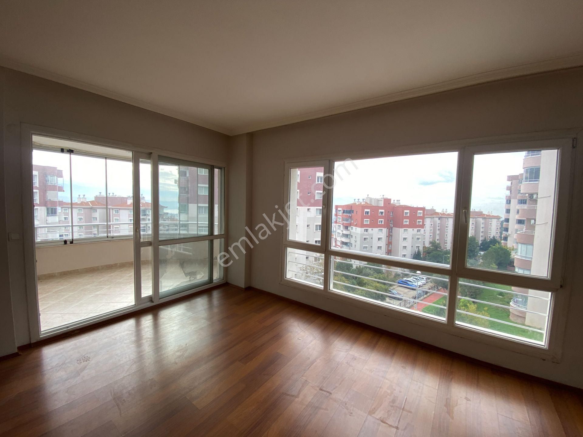 Körfez Mahallesi’nin En Güzel Konumunda Ferah Ve Geniş 4+1 Kiralık Daire - Görsel 7