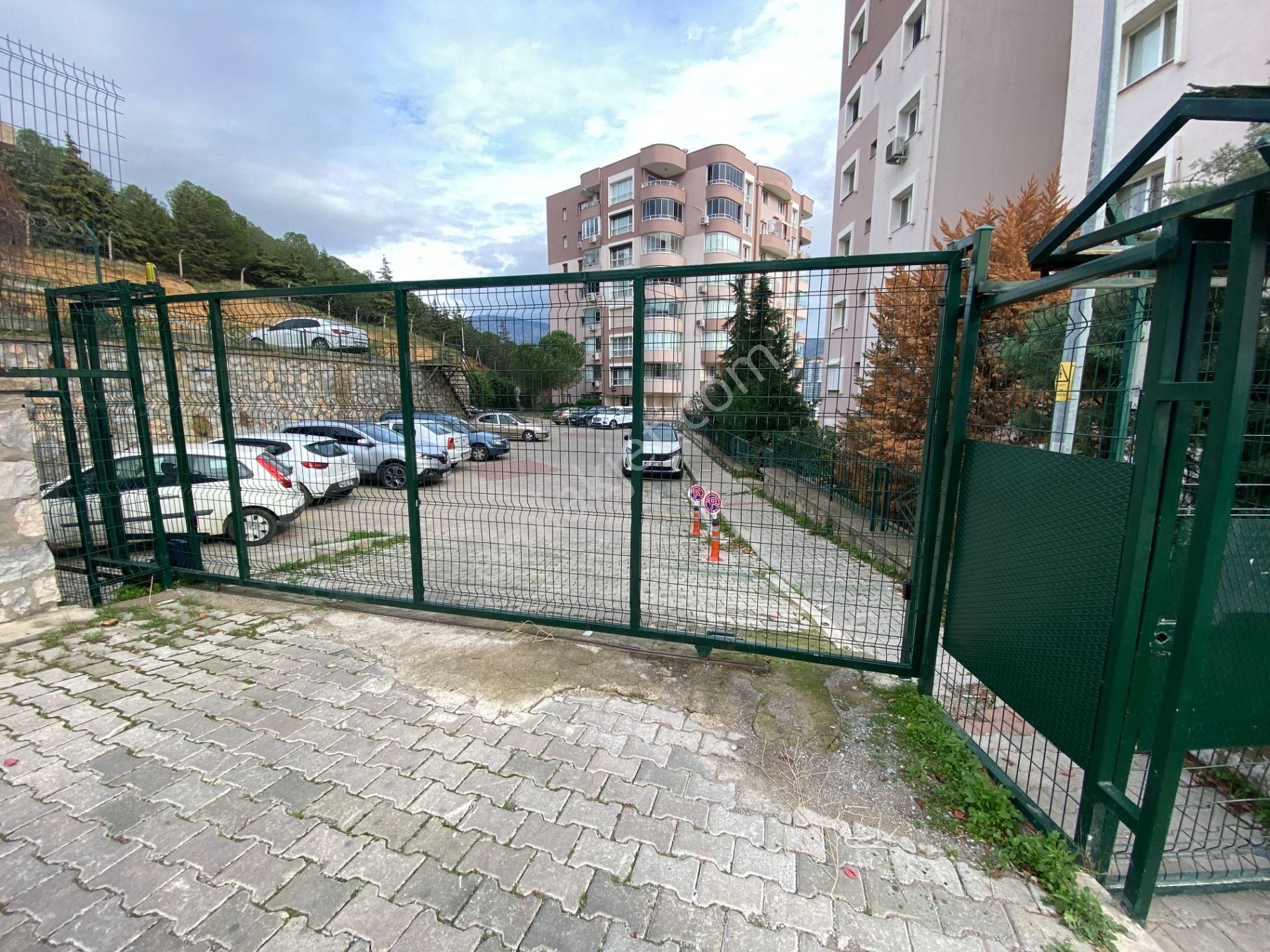 Körfez Mahallesi’nin En Güzel Konumunda Ferah Ve Geniş 4+1 Kiralık Daire - Görsel 29