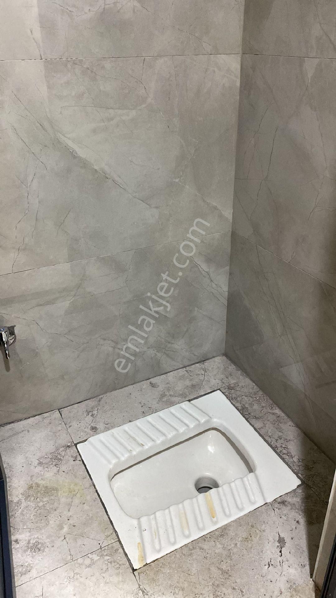 Karacaahmetde Satılık 2.5+1 Sıfır Daire - Görsel 30
