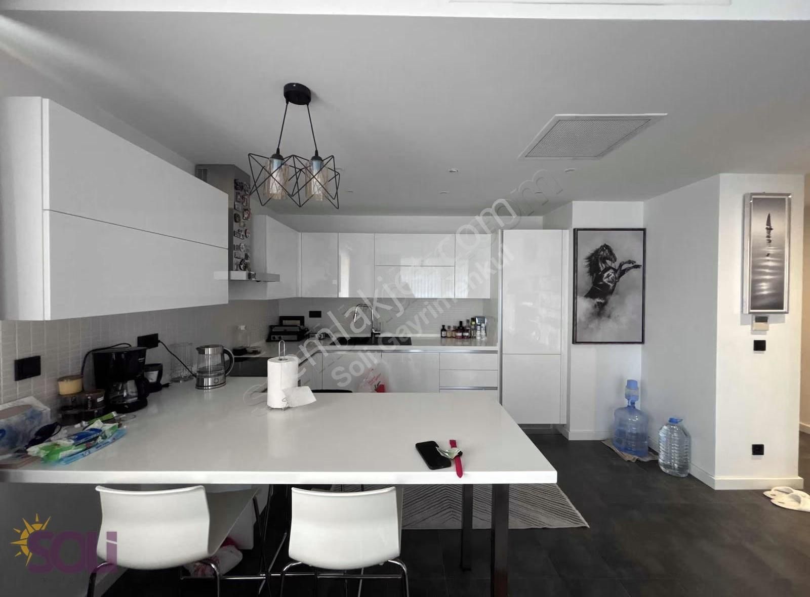 Soli- Bornova Folkart İncity Havuz Cephe Köşe Satılık 2+1 - Görsel 14