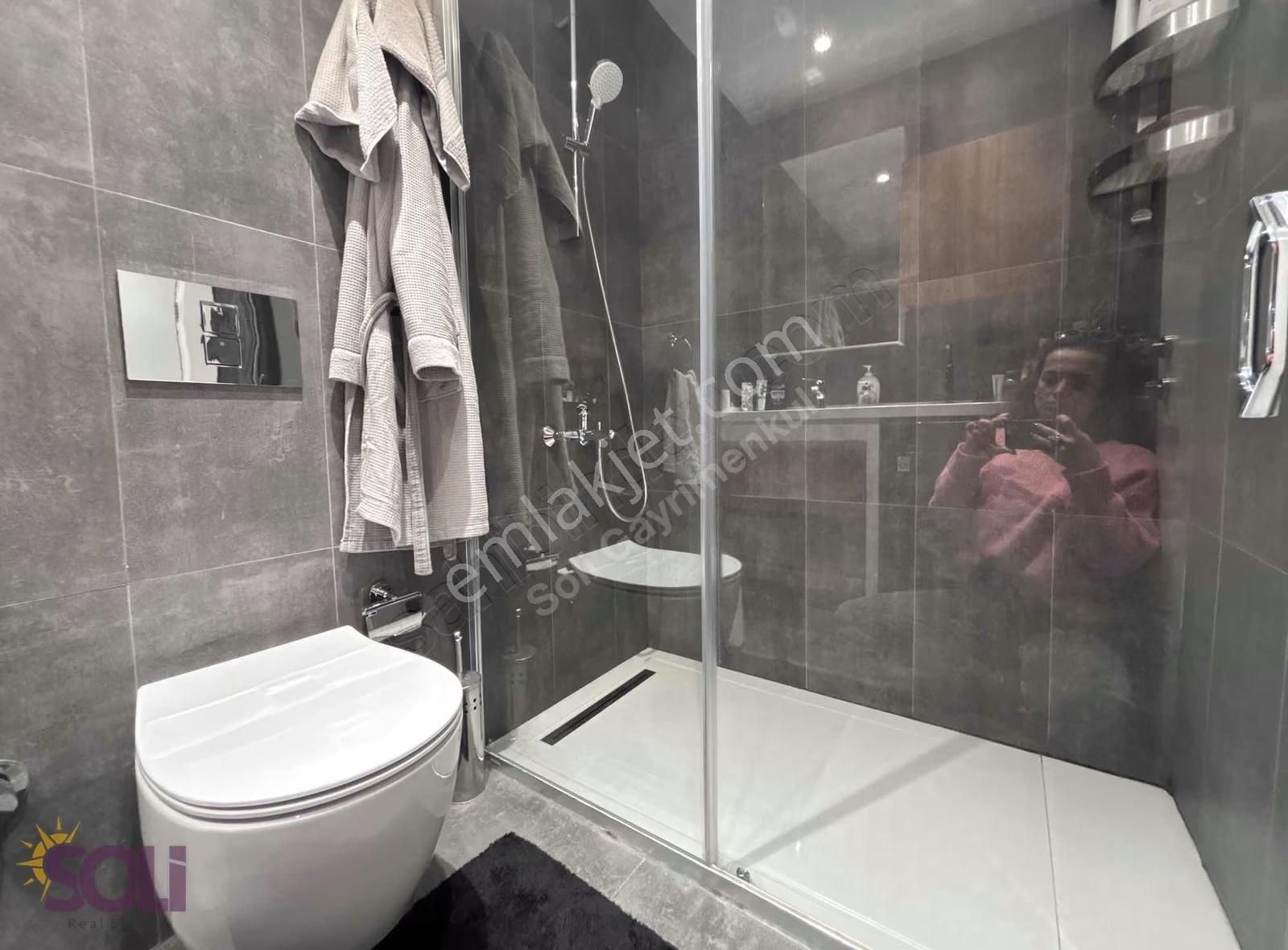 Soli- Bornova Folkart İncity Havuz Cephe Köşe Satılık 2+1 - Görsel 2