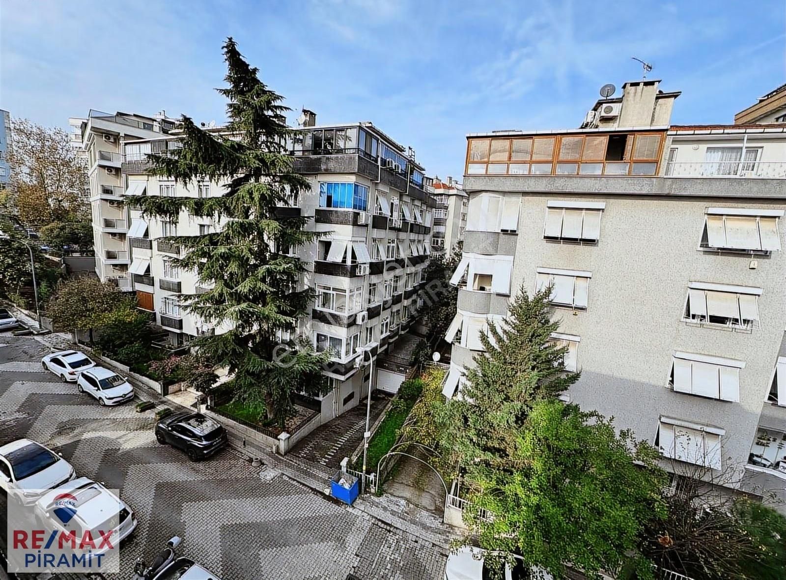 Acıbadem Sonbahar Sokakta Geniş Teraslı Aydınlık Dubleks Kiralık - Görsel 8