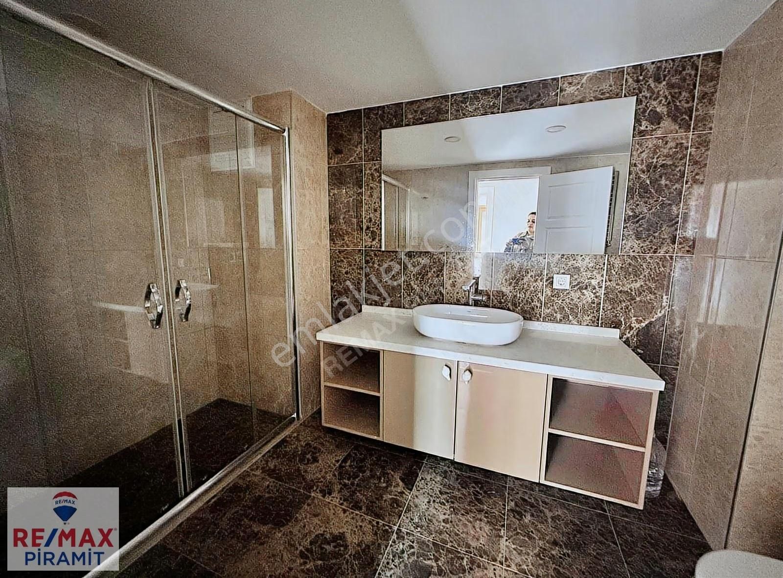 Acıbadem Sonbahar Sokakta Geniş Teraslı Aydınlık Dubleks Kiralık - Görsel 35
