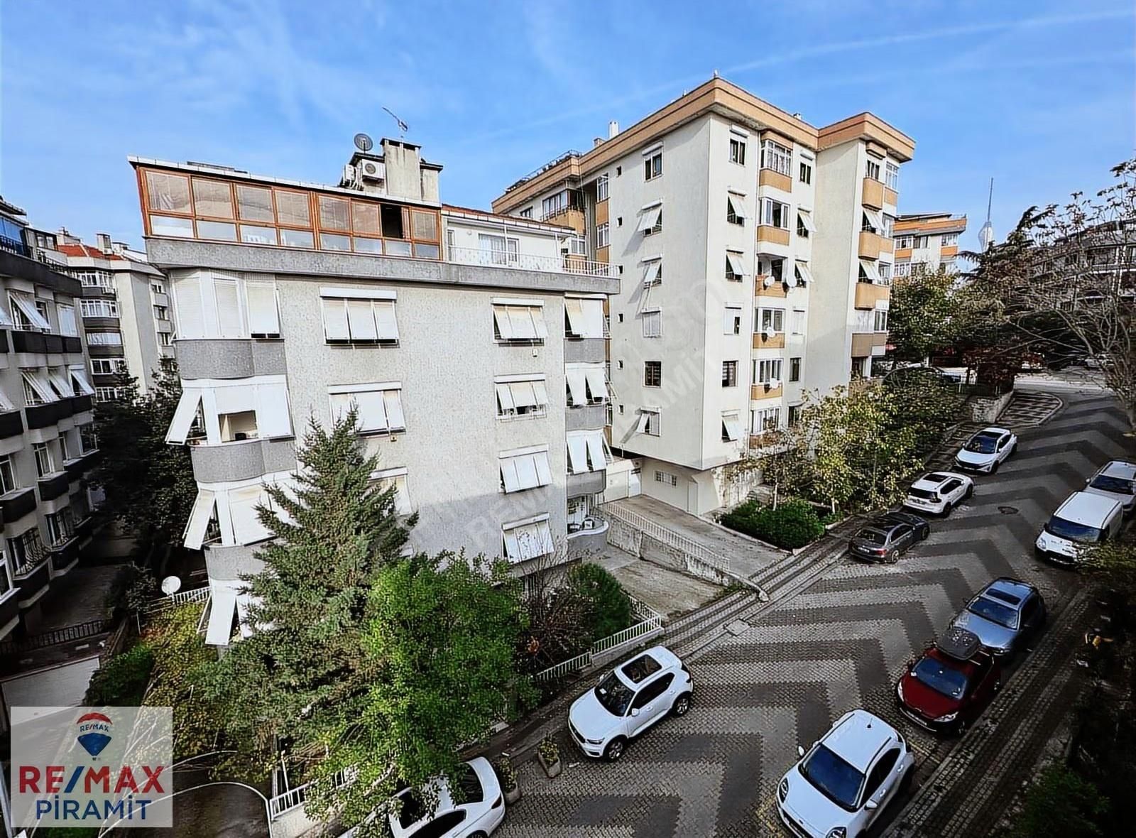 Acıbadem Sonbahar Sokakta Geniş Teraslı Aydınlık Dubleks Kiralık - Görsel 26