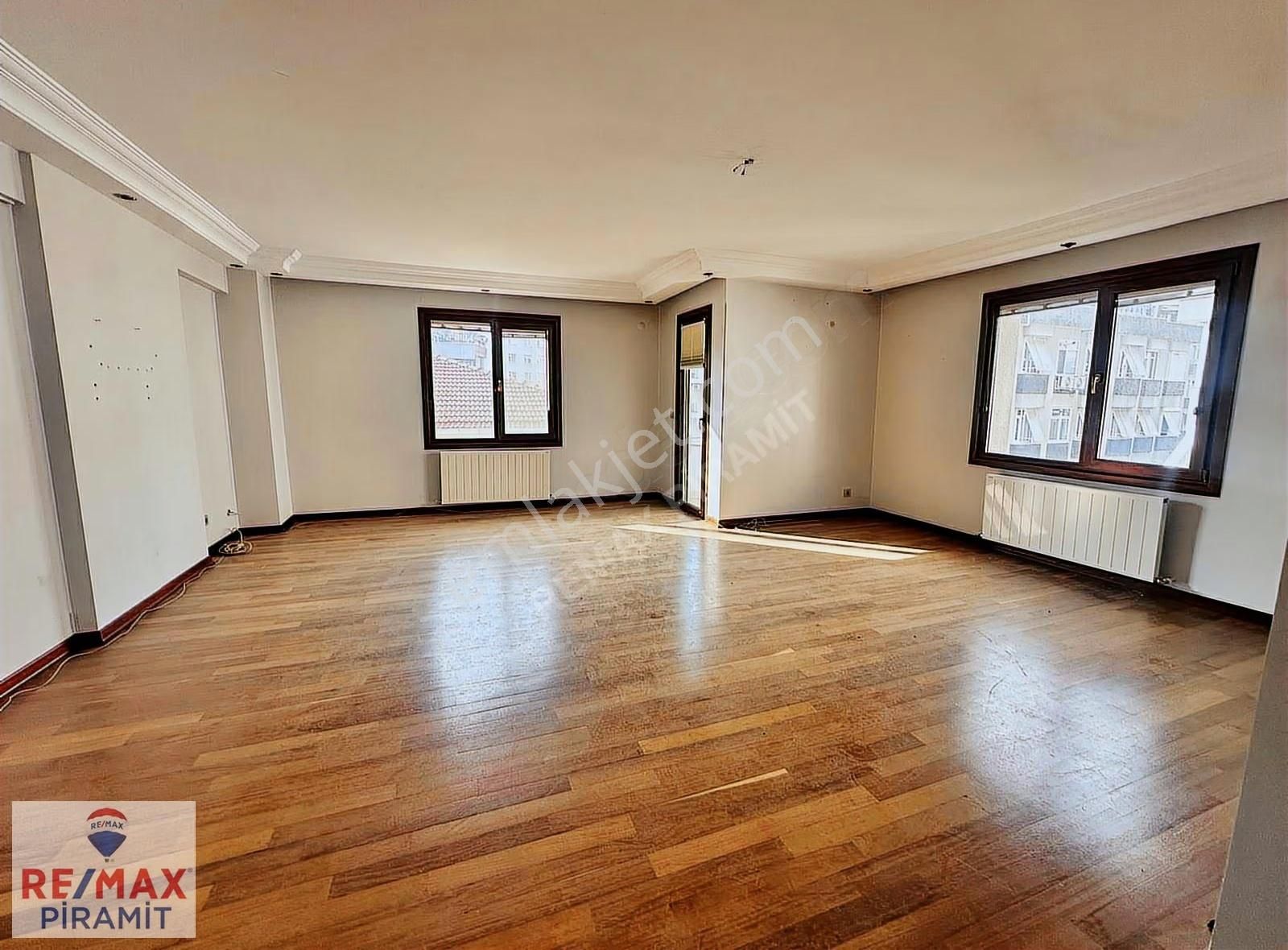Acıbadem Sonbahar Sokakta Geniş Teraslı Aydınlık Dubleks Kiralık - Görsel 33
