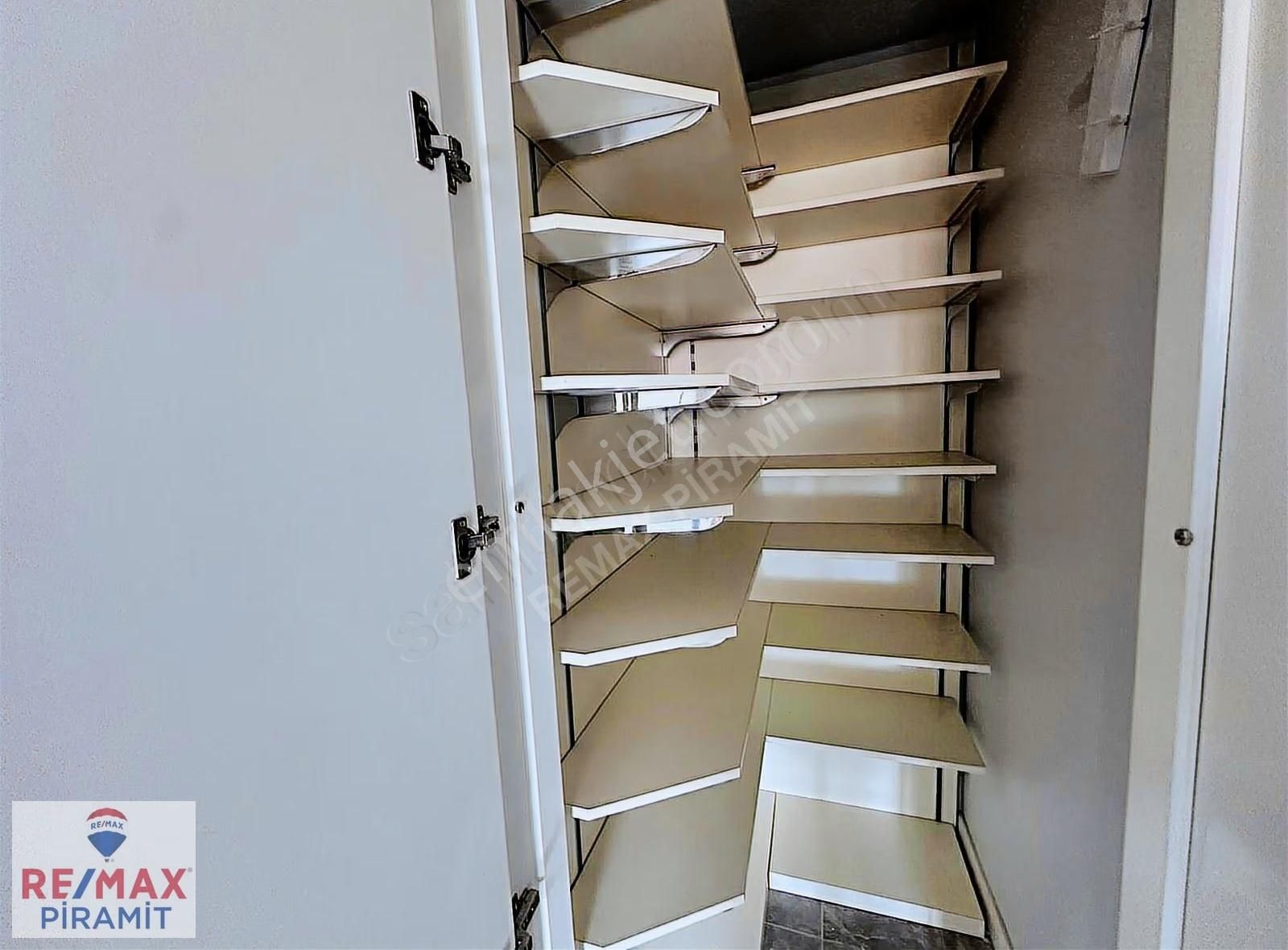 Acıbadem Sonbahar Sokakta Geniş Teraslı Aydınlık Dubleks Kiralık - Görsel 31