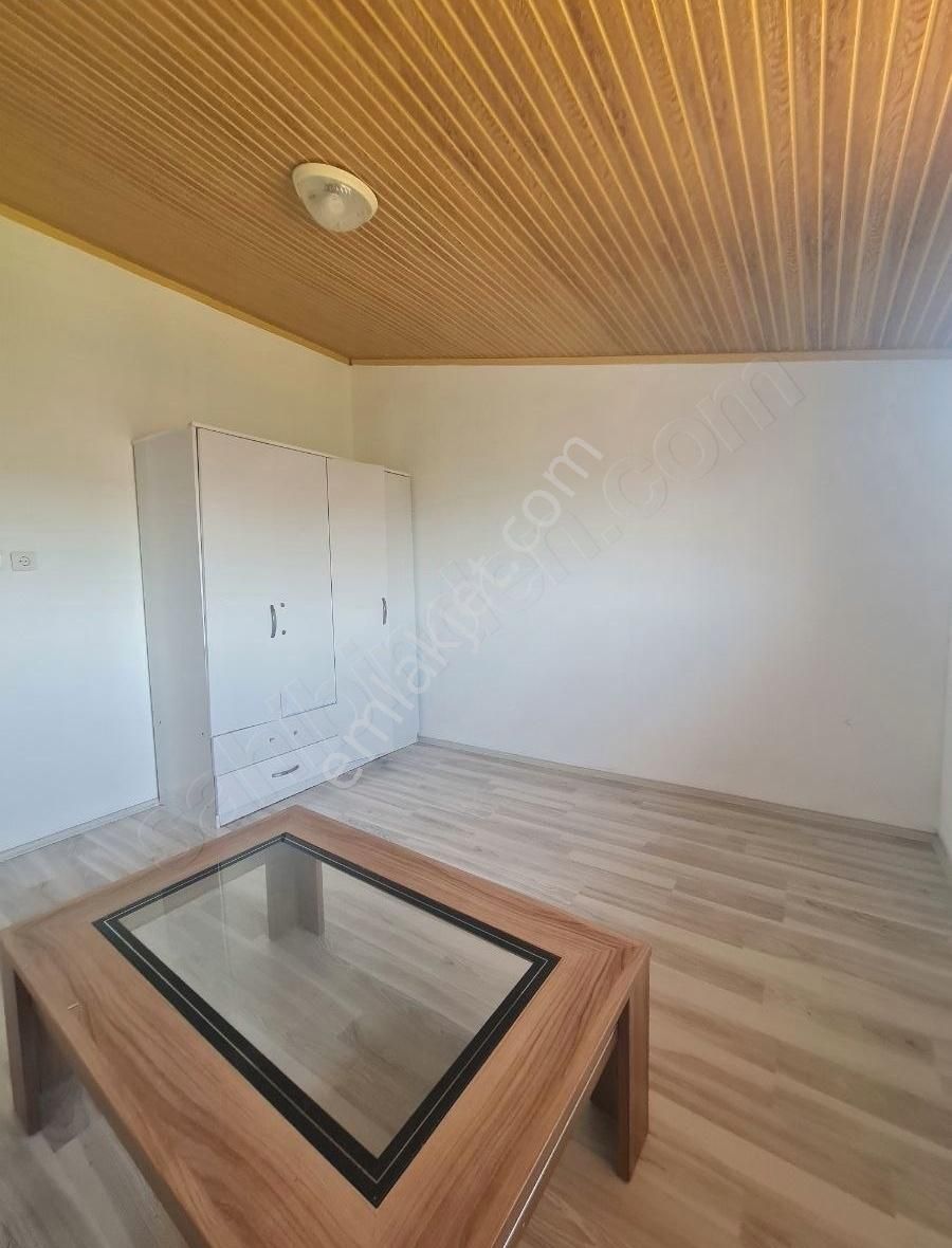 Çiftlik Mh.2+1 Kiralık Çatı Katı - Görsel 3