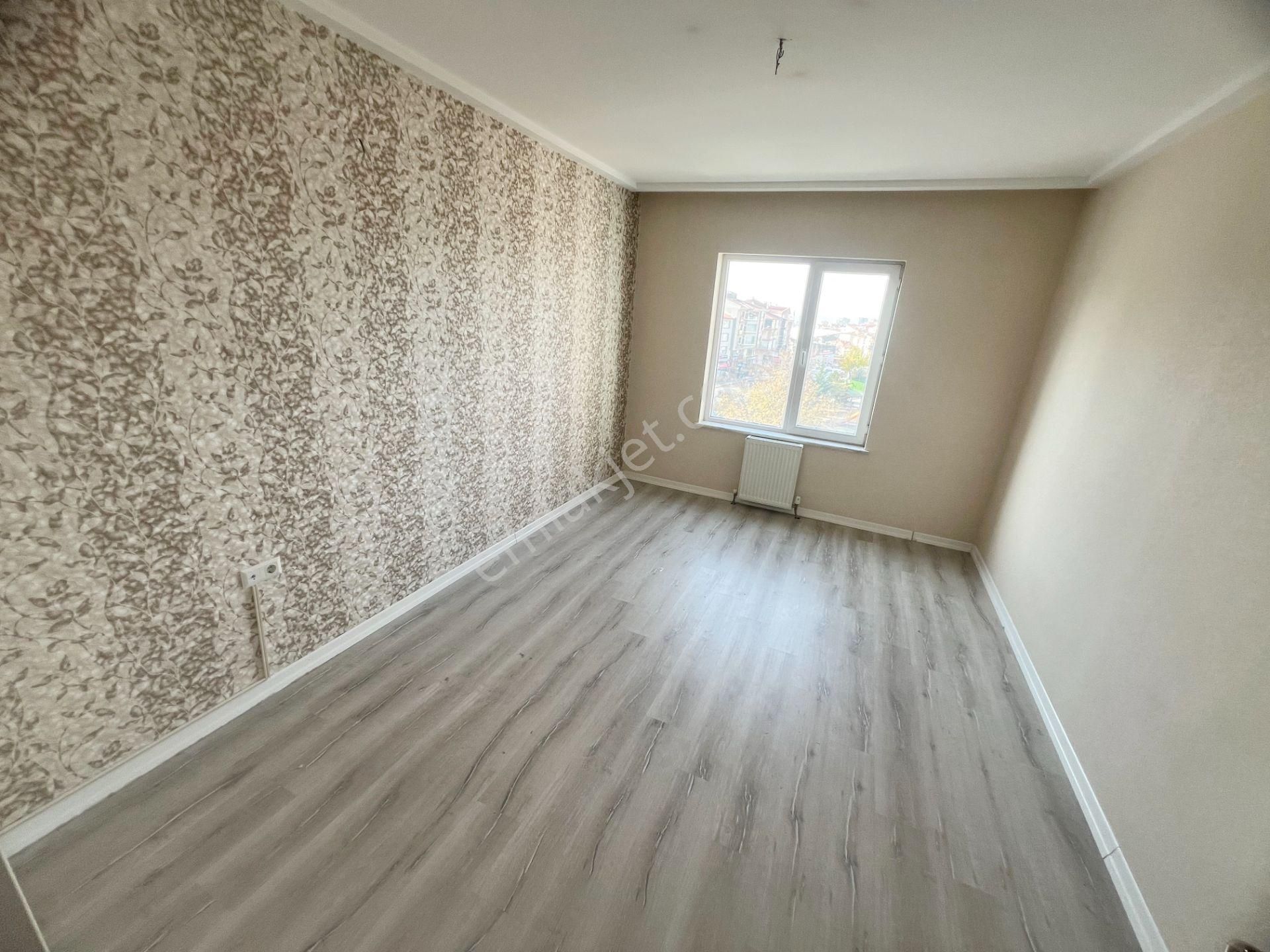 Sancaktepede Sitede Güney Cepheli Lüx Yapıda 4+1 Kiralık Daire - Görsel 17