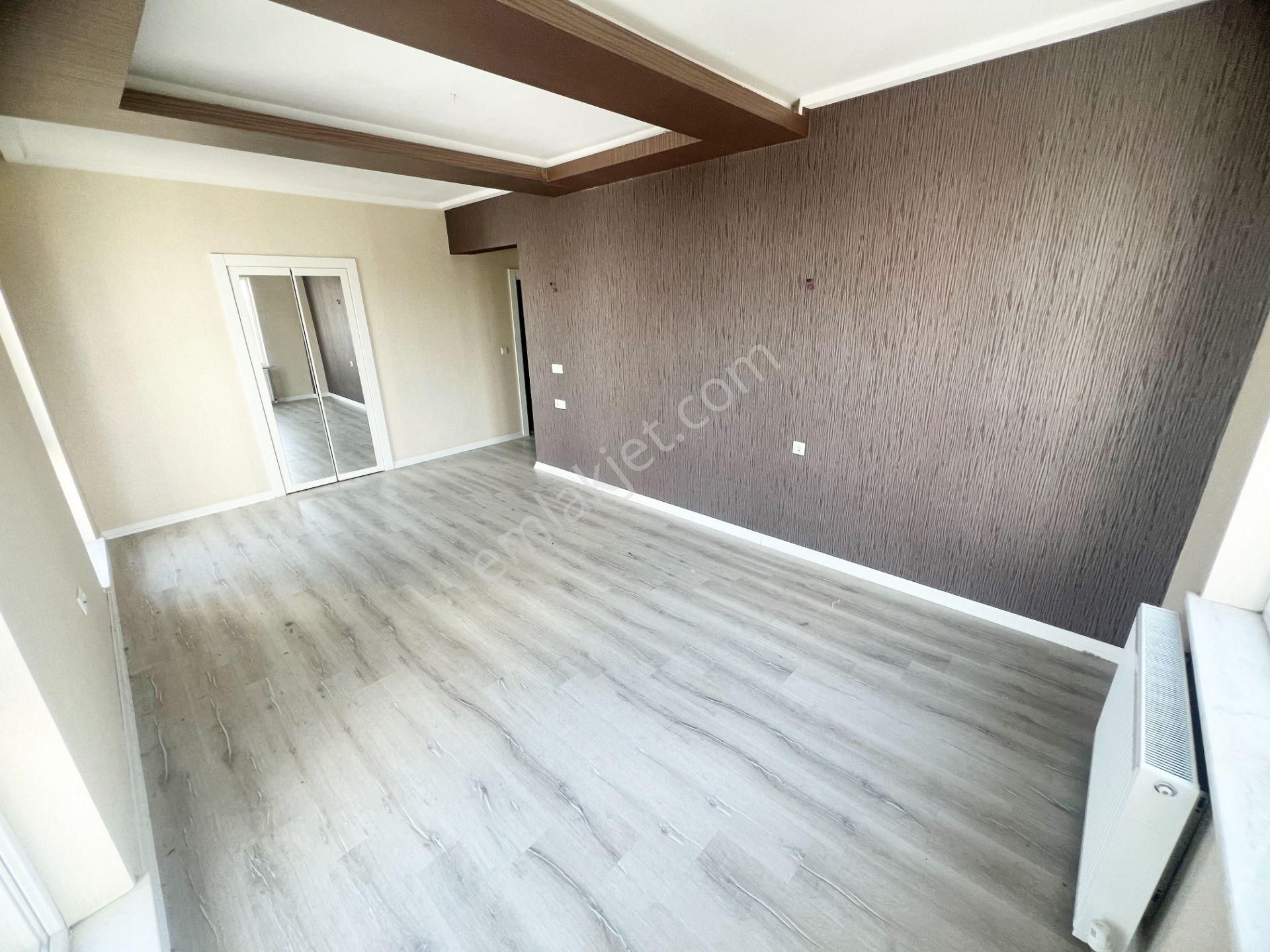 Sancaktepede Sitede Güney Cepheli Lüx Yapıda 4+1 Kiralık Daire - Görsel 28