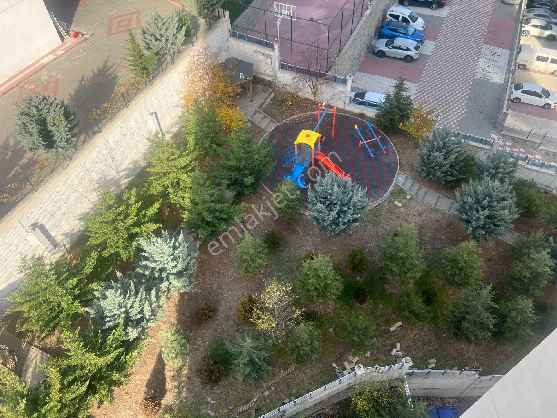 Sancaktepede Sitede Güney Cepheli Lüx Yapıda 4+1 Kiralık Daire - Görsel 33