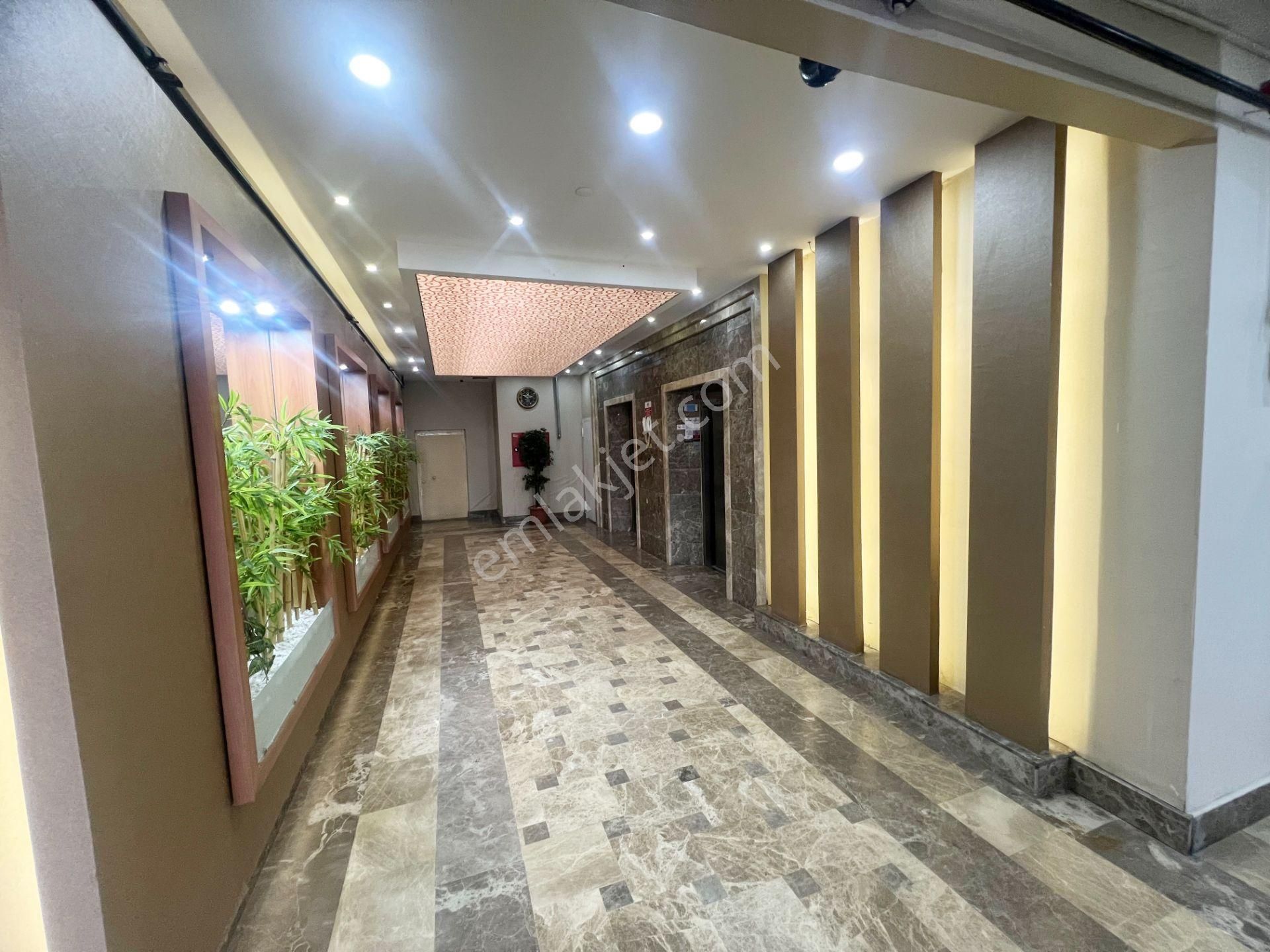 Sancaktepede Sitede Güney Cepheli Lüx Yapıda 4+1 Kiralık Daire - Görsel 39