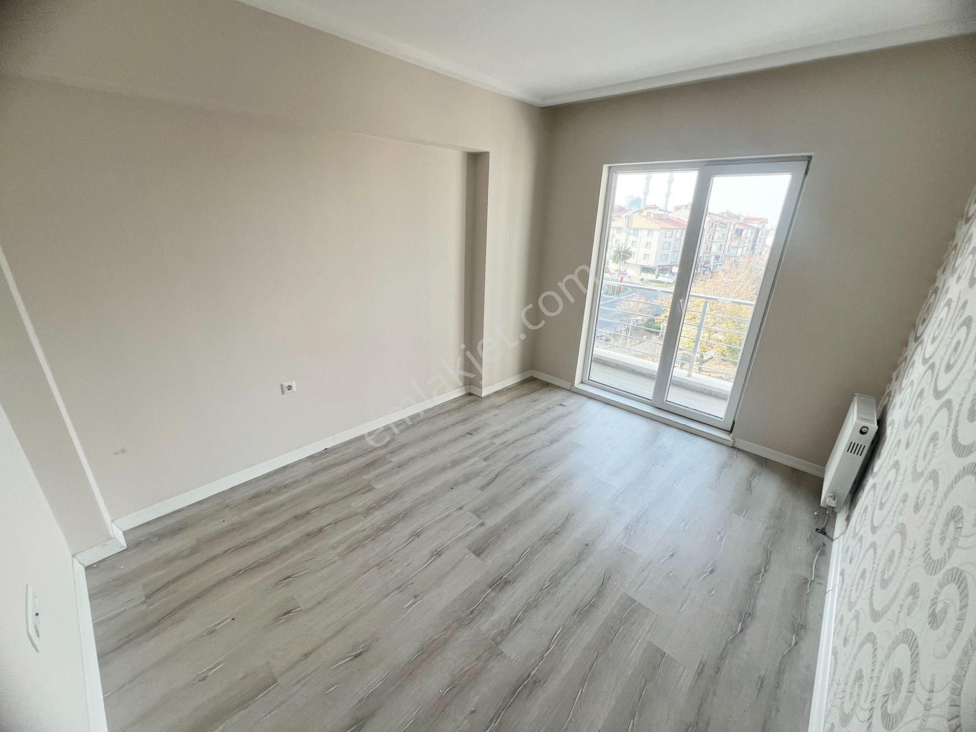 Sancaktepede Sitede Güney Cepheli Lüx Yapıda 4+1 Kiralık Daire - Görsel 21