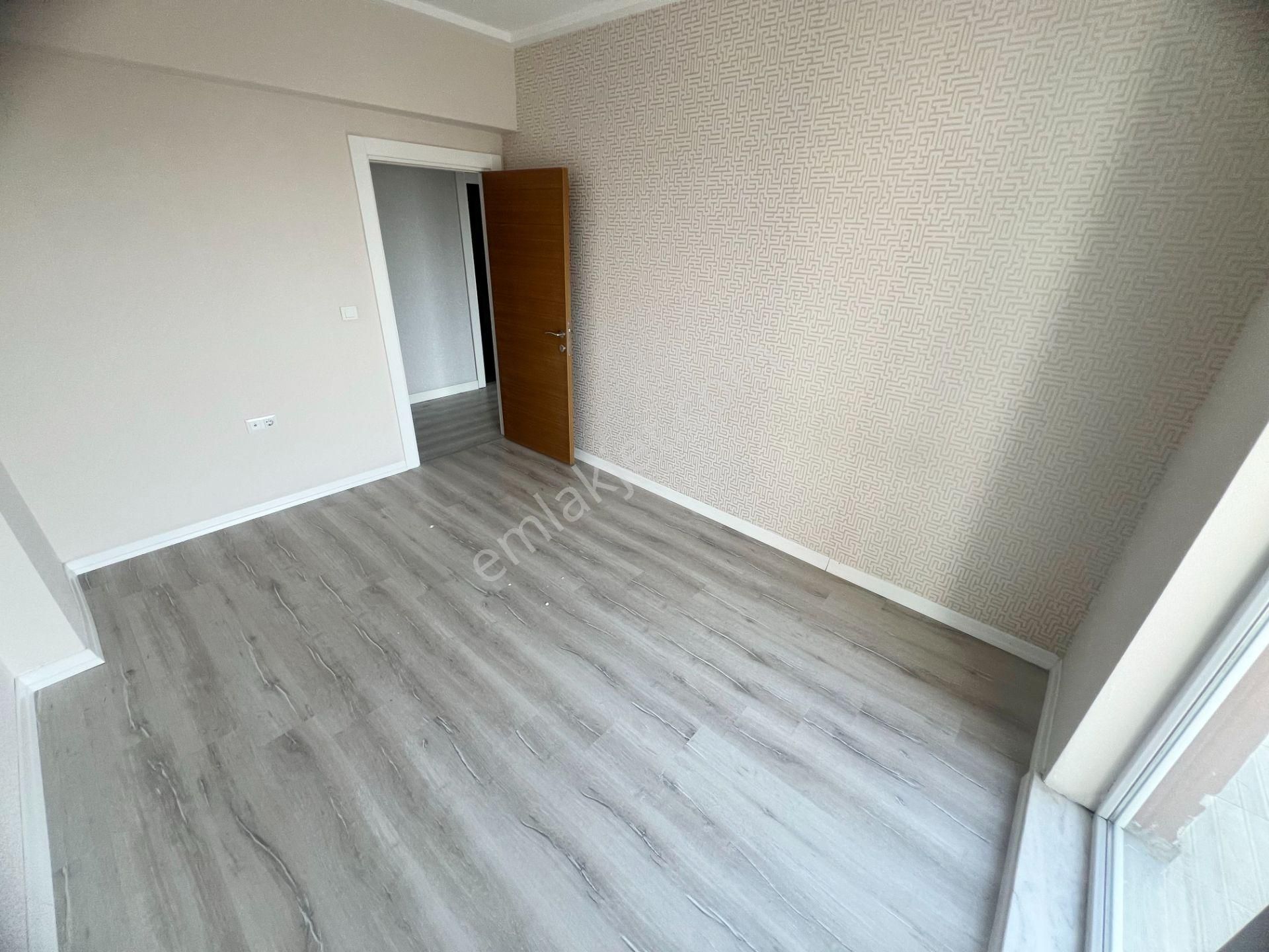 Sancaktepede Sitede Güney Cepheli Lüx Yapıda 4+1 Kiralık Daire - Görsel 26