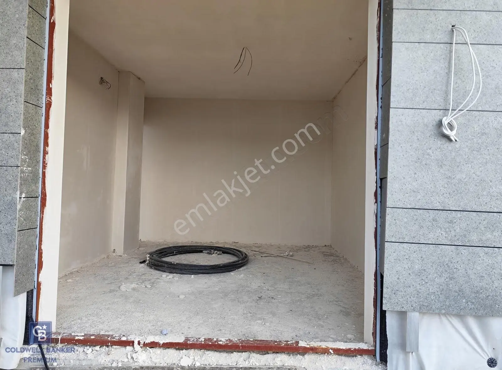 ''batı Mahall Koru'' Karacakaya'da Büyük Tip 6+1 Bahçeli Villa - Görsel 2