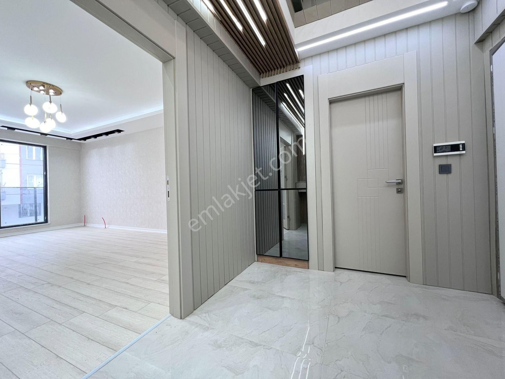 Öz'maşallah.dan Bağlum'da Cad.yakını Lüks Yapılı 4+1 Sıfır Daire - Görsel 9