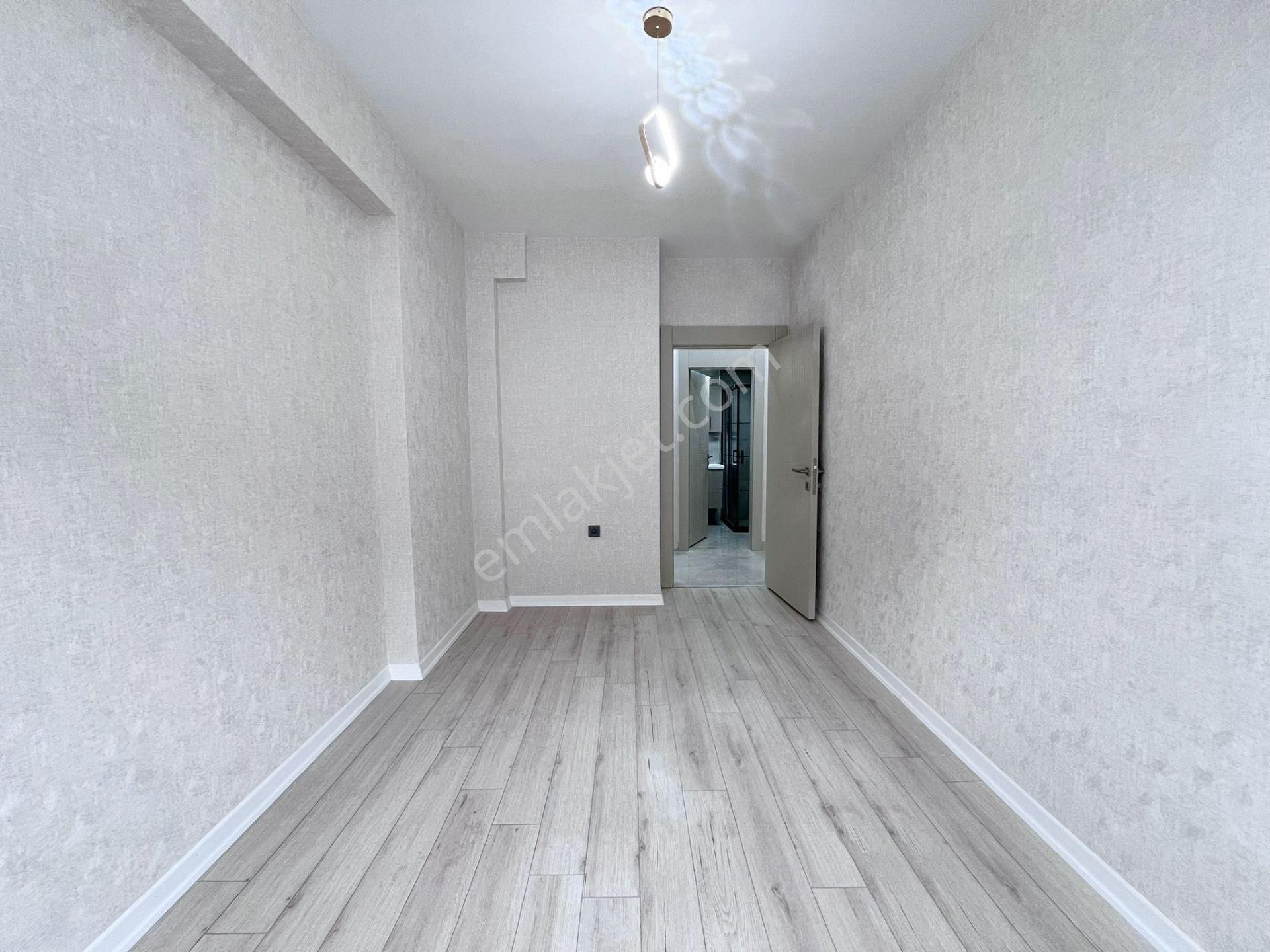 Öz'maşallah.dan Bağlum'da Cad.yakını Lüks Yapılı 4+1 Sıfır Daire - Görsel 19