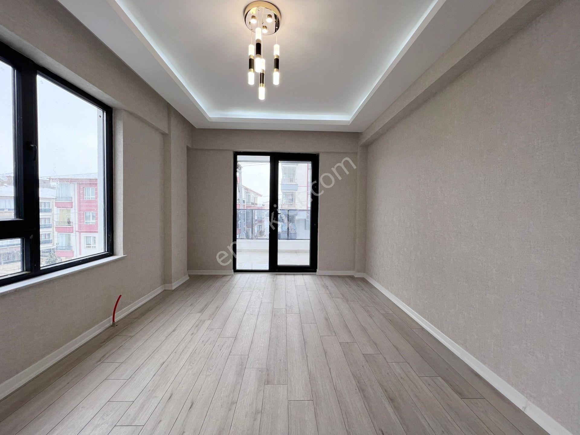 Öz'maşallah.dan Bağlum'da Cad.yakını Lüks Yapılı 4+1 Sıfır Daire - Görsel 24