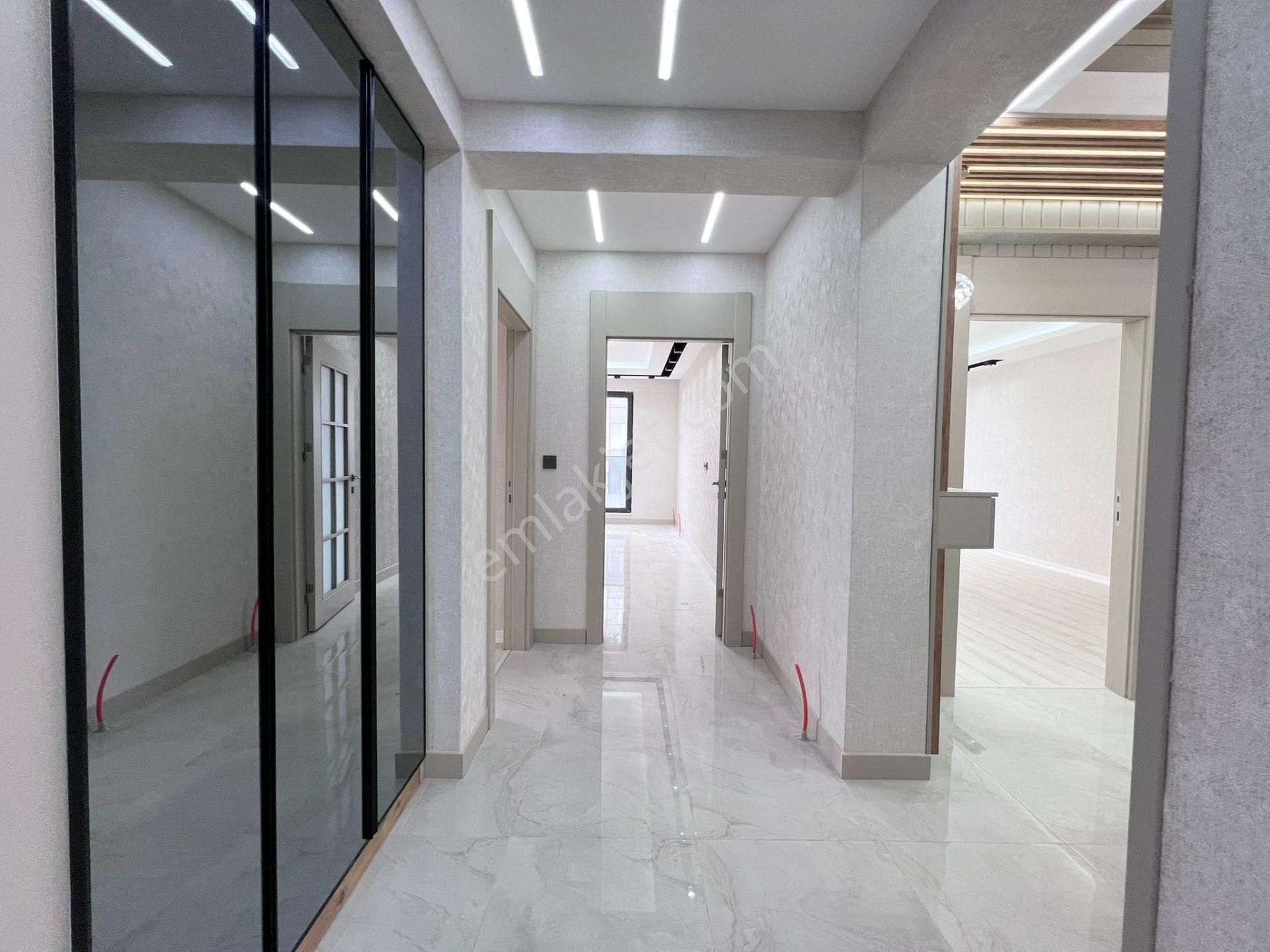 Öz'maşallah.dan Bağlum'da Cad.yakını Lüks Yapılı 4+1 Sıfır Daire - Görsel 8