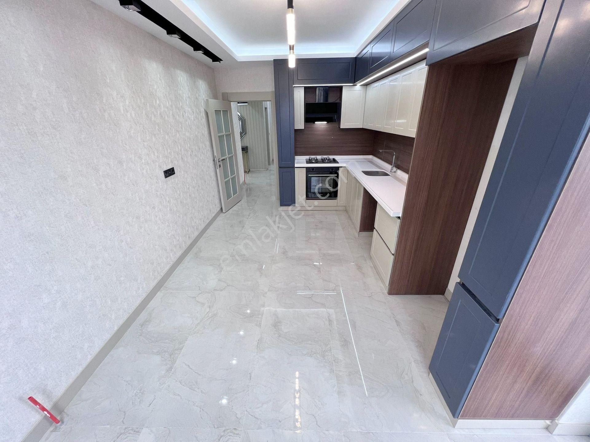 Öz'maşallah.dan Bağlum'da Cad.yakını Lüks Yapılı 4+1 Sıfır Daire - Görsel 5