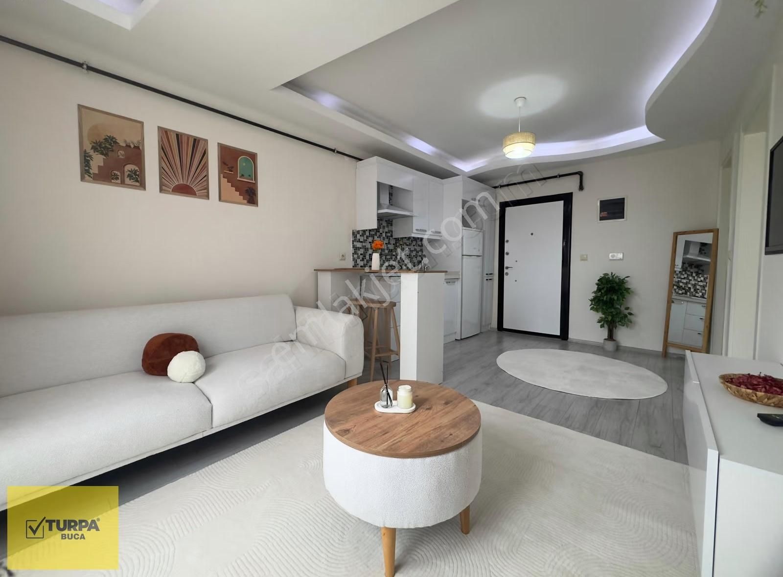 Turpa Buca'dan Konsept Eşyalı Arakat Doğalgazlı Yatırımlık Daire