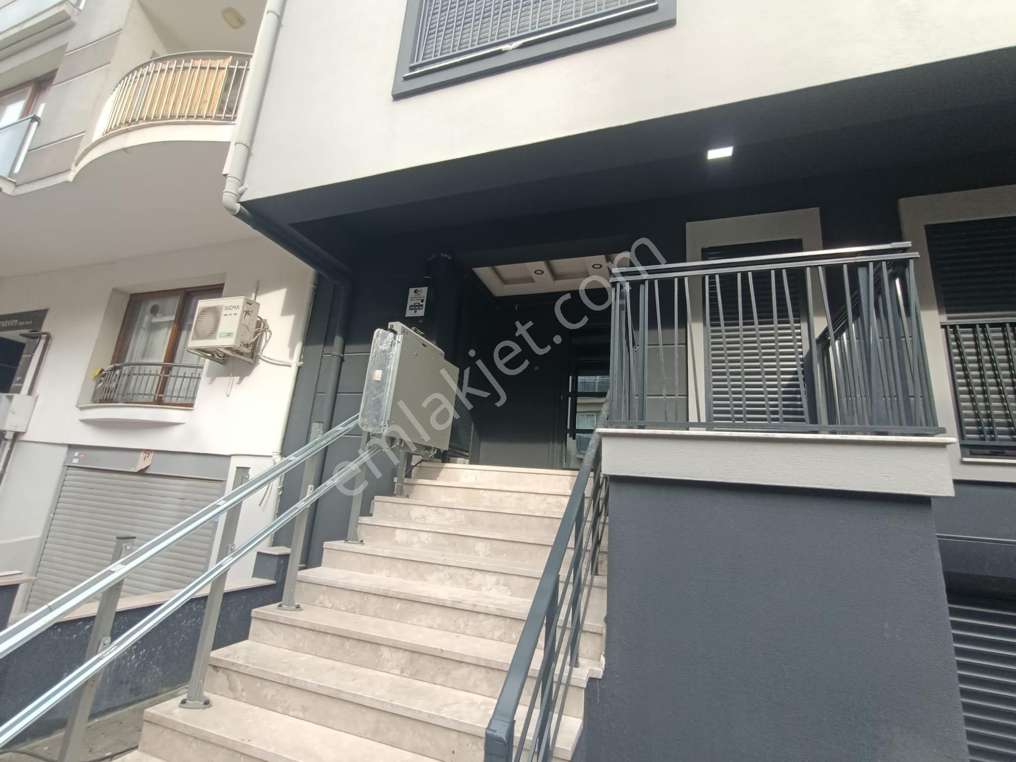 Yeni Girne Yakını Geniş 2+1 Lüks Sıfır Ara Kat Daire - Görsel 12