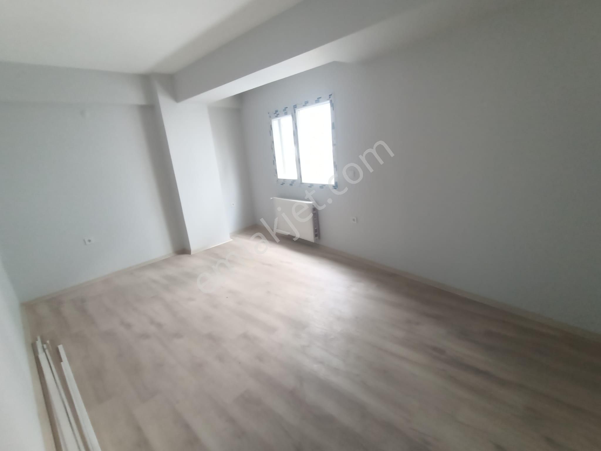 Yeni Girne Yakını Geniş 2+1 Lüks Sıfır Ara Kat Daire - Görsel 19