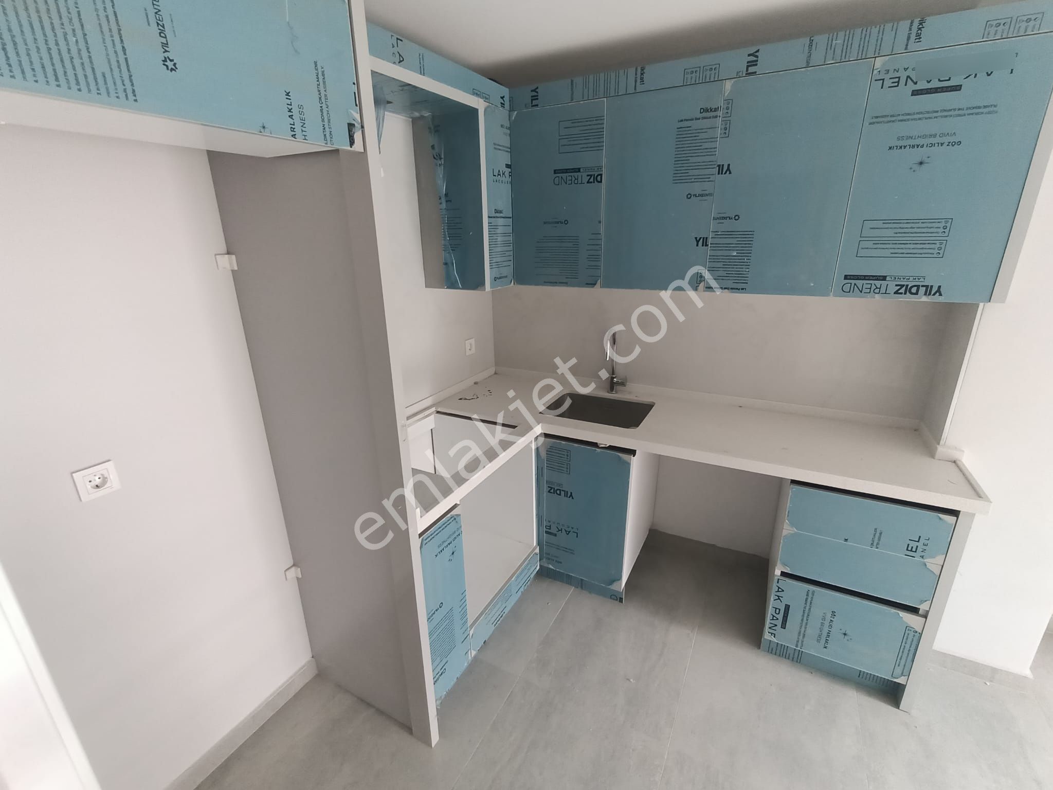 Yeni Girne Yakını Geniş 2+1 Lüks Sıfır Ara Kat Daire - Görsel 15