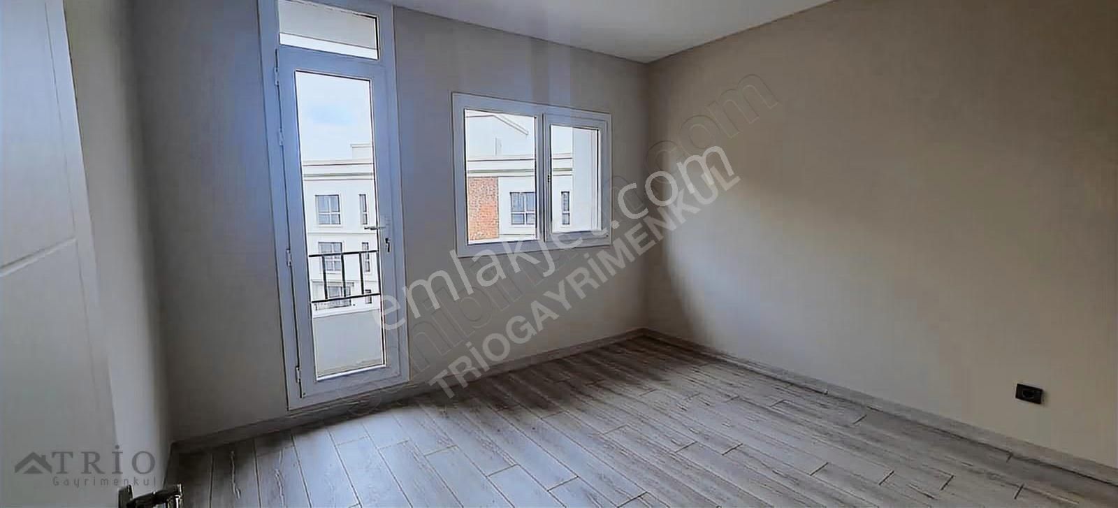 Esenyurt Meydan Ardıçlı Ana Cadde Üzeri Kiralık Ofis Büro - Görsel 4