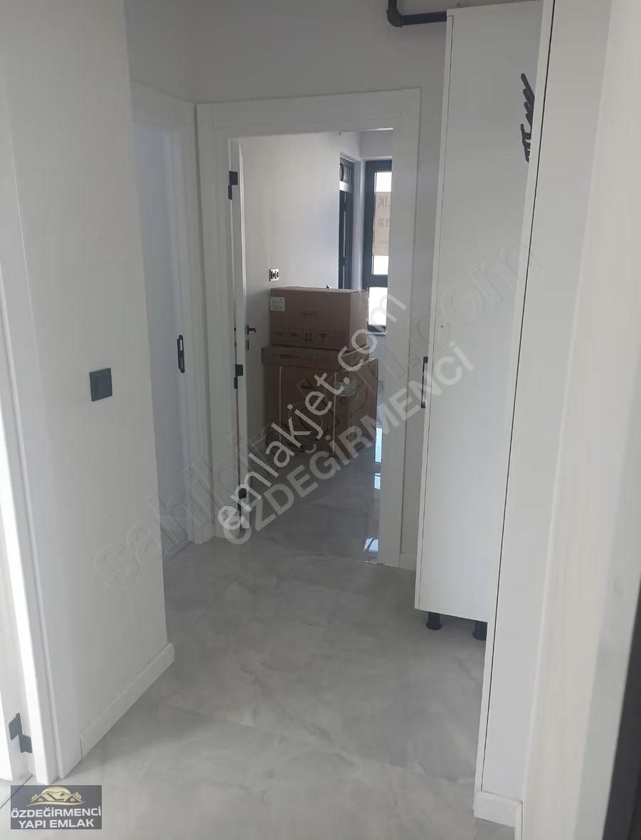 Özdeğirmenci Yapı-emlaktan Kiralık 2+0 - Görsel 2