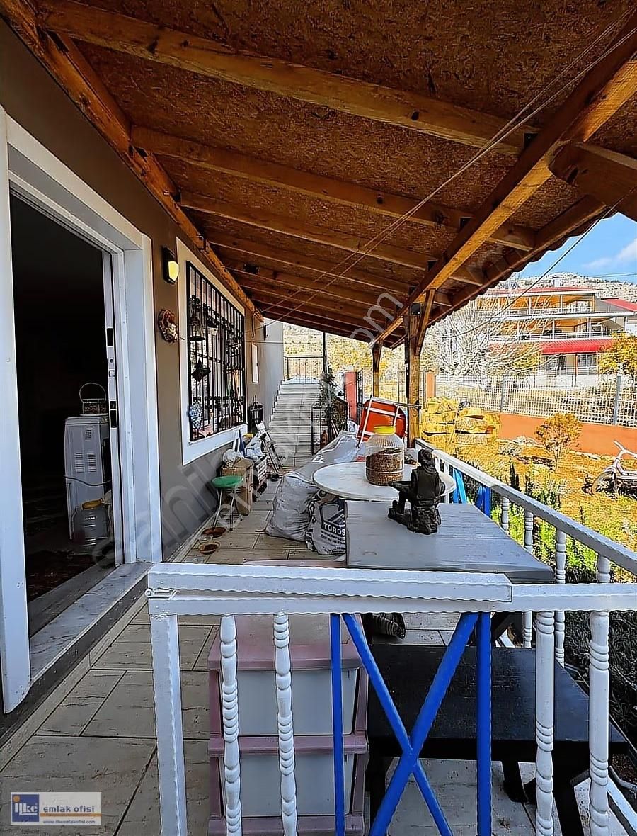 İlke'den Doğanın İçinde Göl Manzaralı Muhteşem Konumda Yayla Evi - Görsel 10