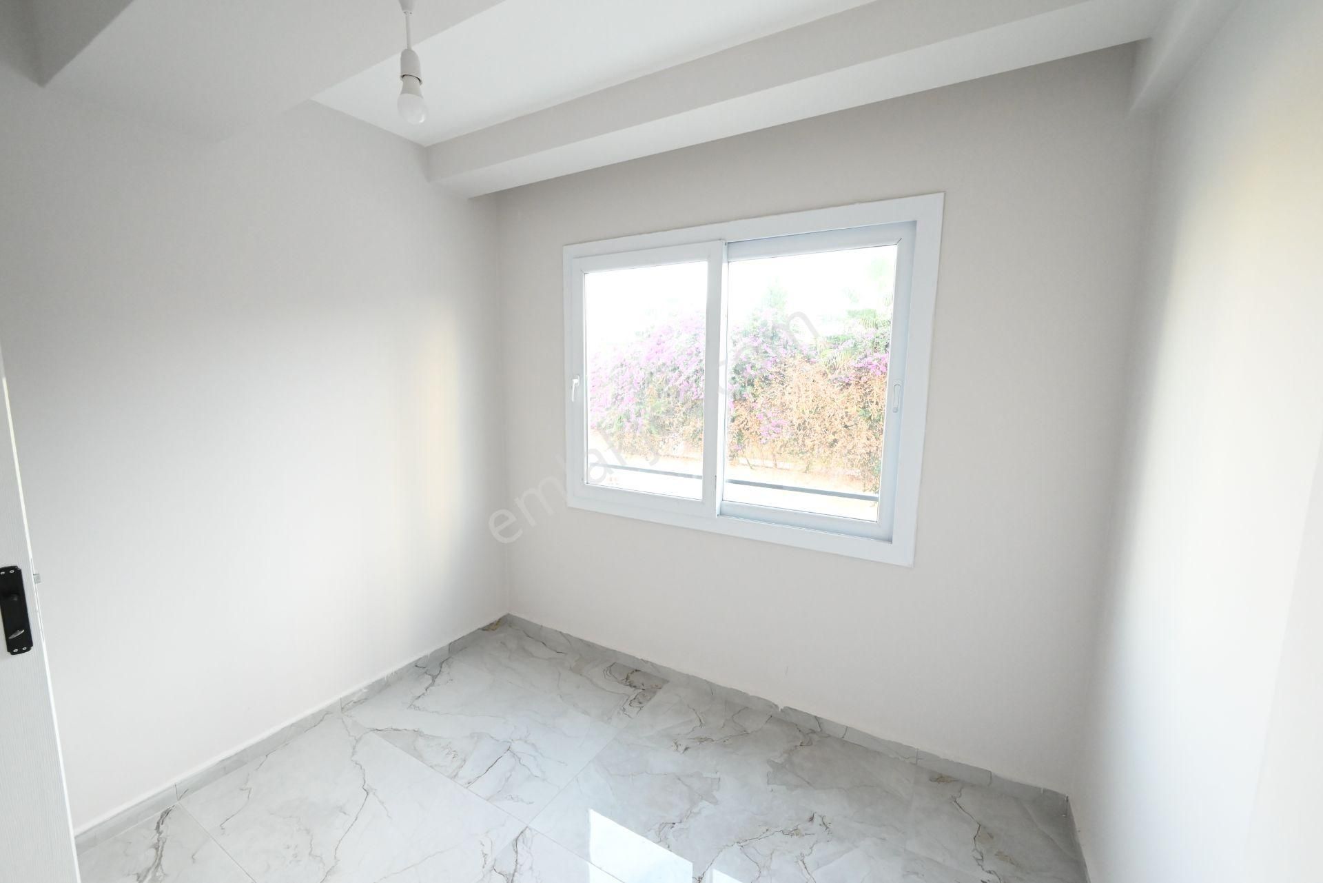 Üstünkent Emlak'tan 1+1 Ayrı Mutfak Geniş Kiralık Daire - Görsel 18