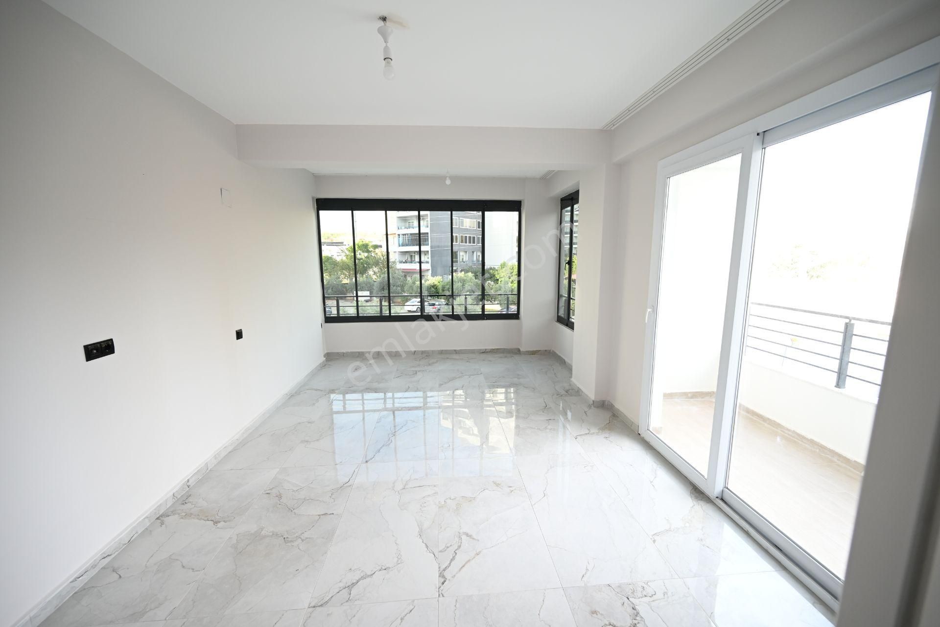 Üstünkent Emlak'tan 1+1 Ayrı Mutfak Geniş Kiralık Daire - Görsel 5