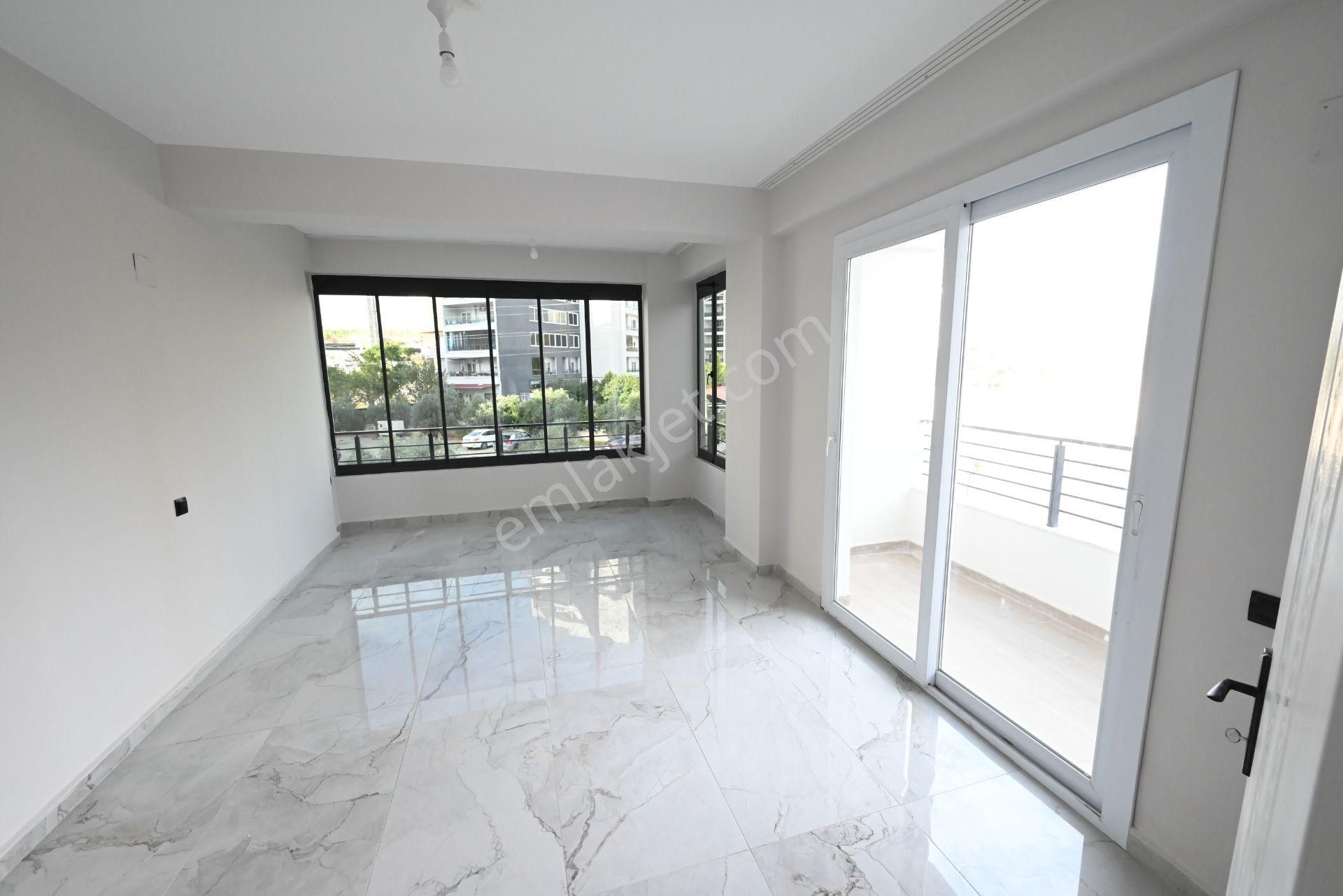 Üstünkent Emlak'tan 1+1 Ayrı Mutfak Geniş Kiralık Daire - Görsel 24