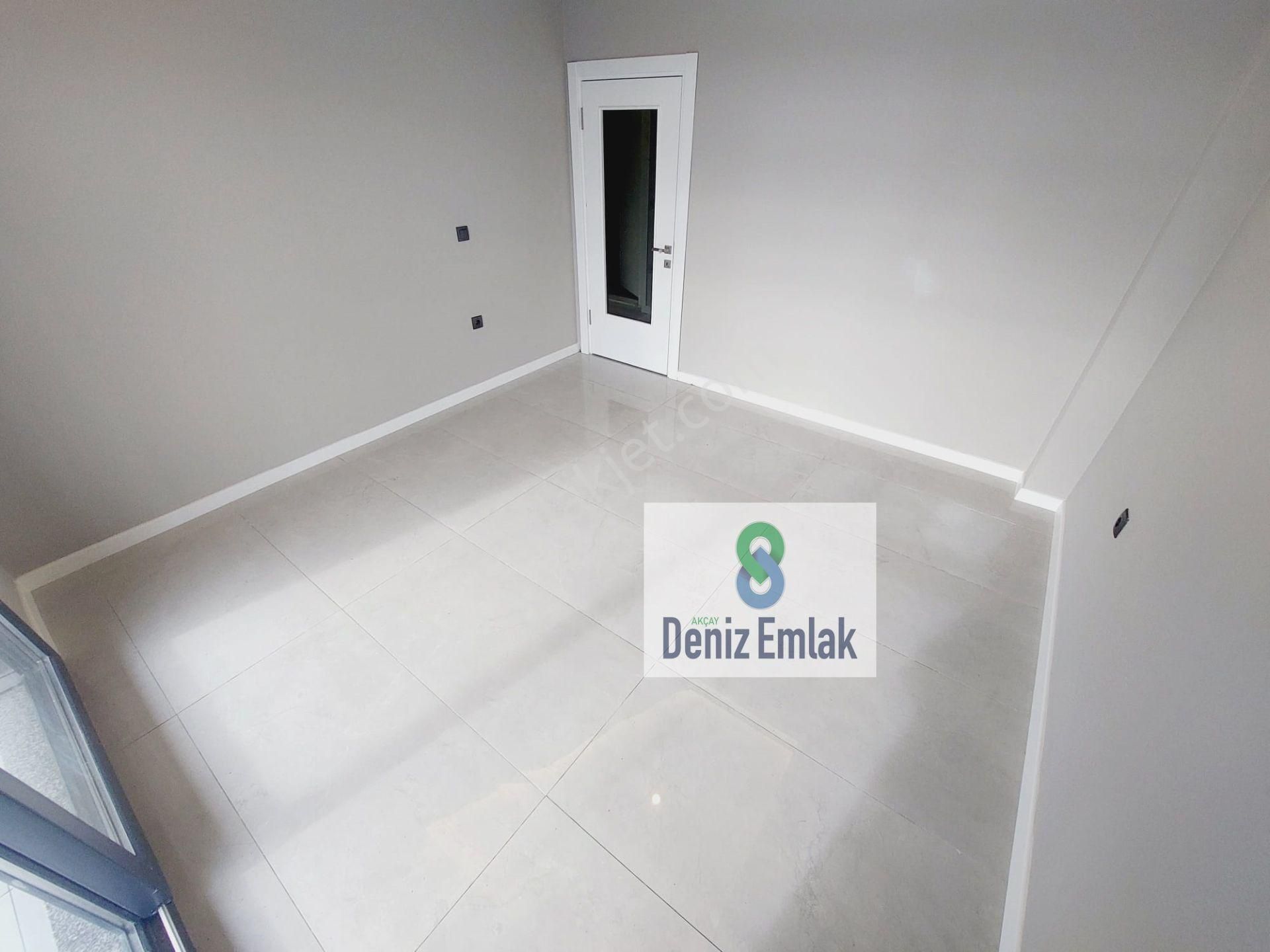 Denizden Akçayda Öncephe Kendine Ait Bahçeli Satılık 1+1 Lüks Daire. - Görsel 17