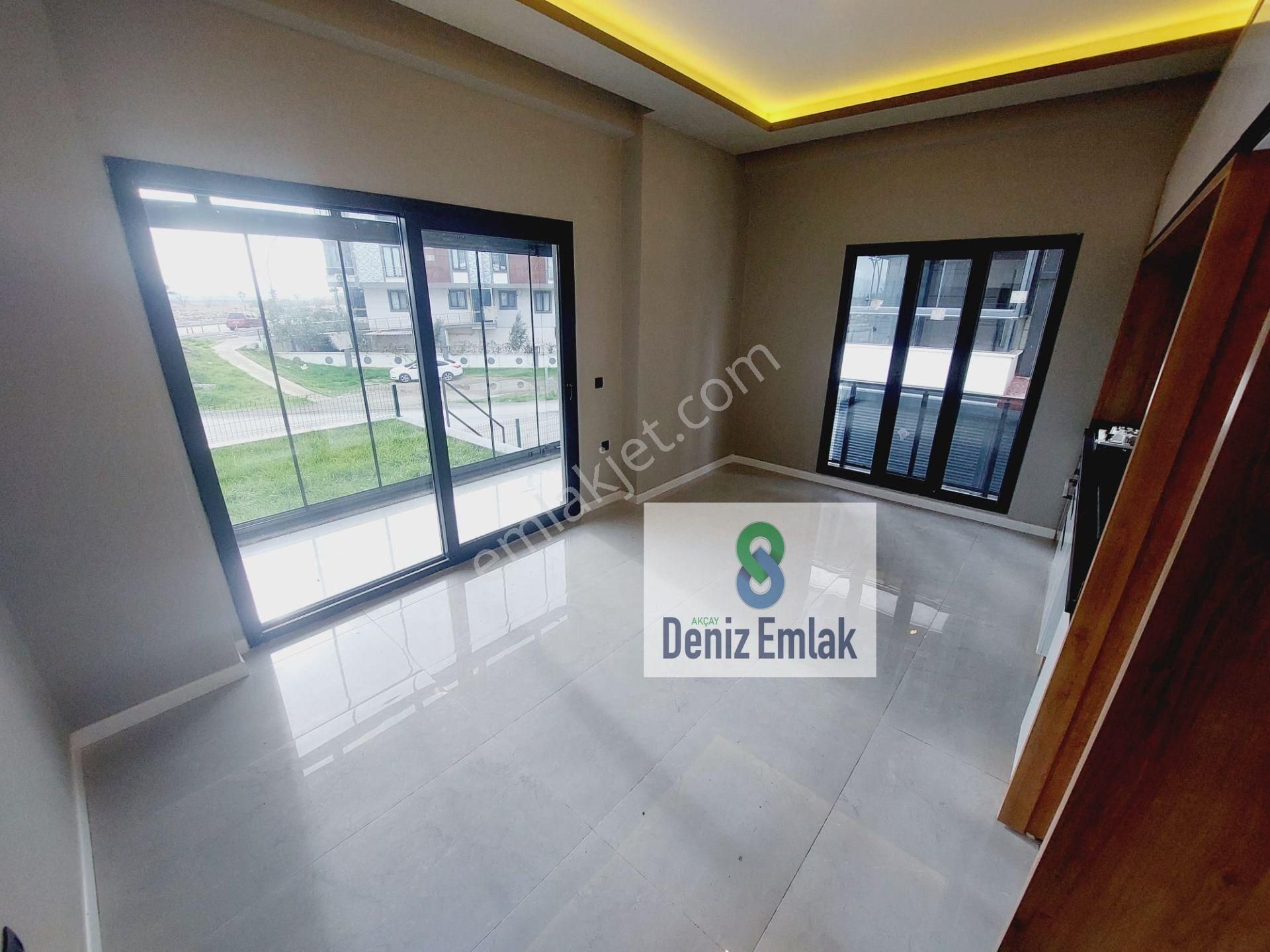 Denizden Akçayda Öncephe Kendine Ait Bahçeli Satılık 1+1 Lüks Daire. - Görsel 4