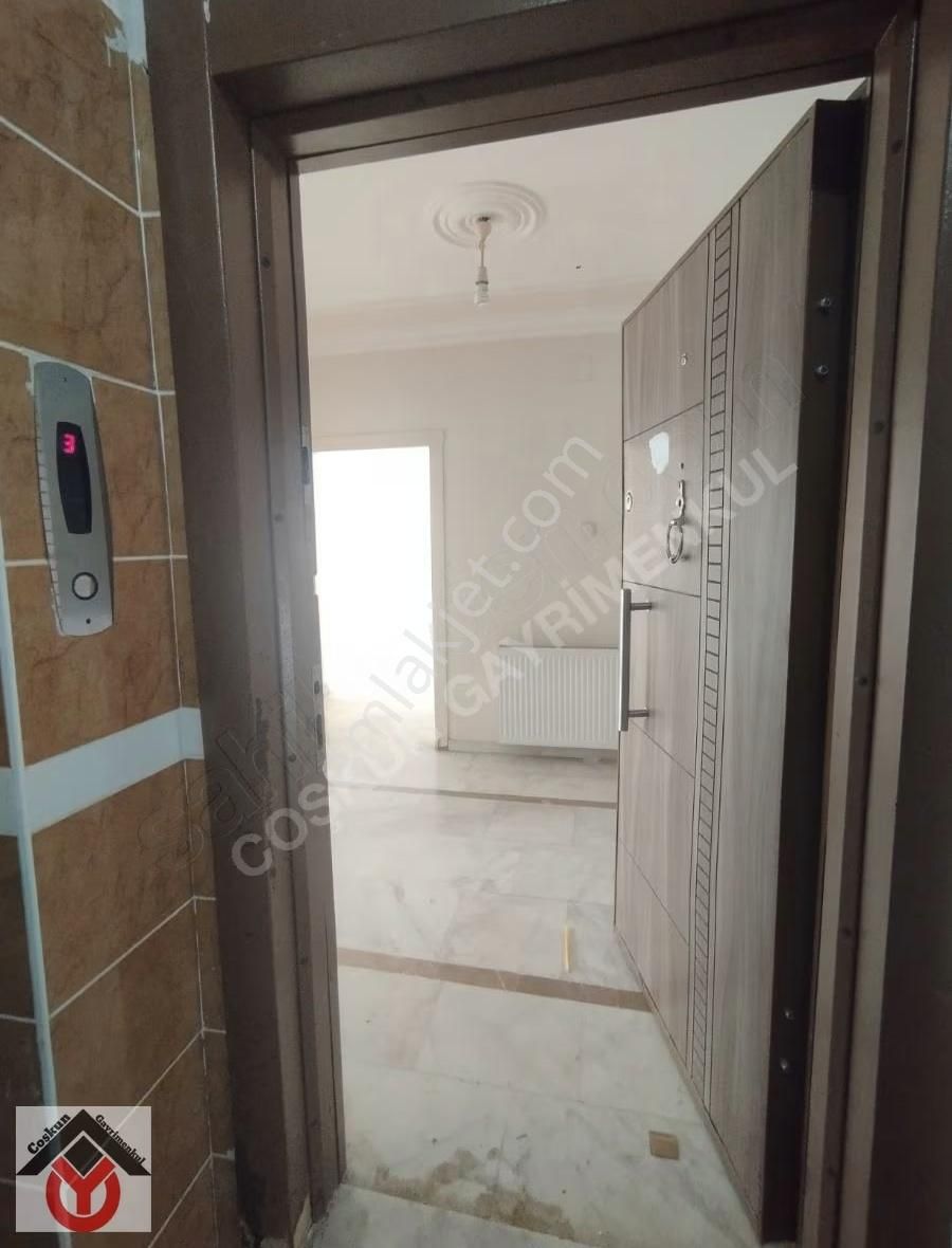 Coşkun Gayrimenkul'den Satılık Fırsat Daire