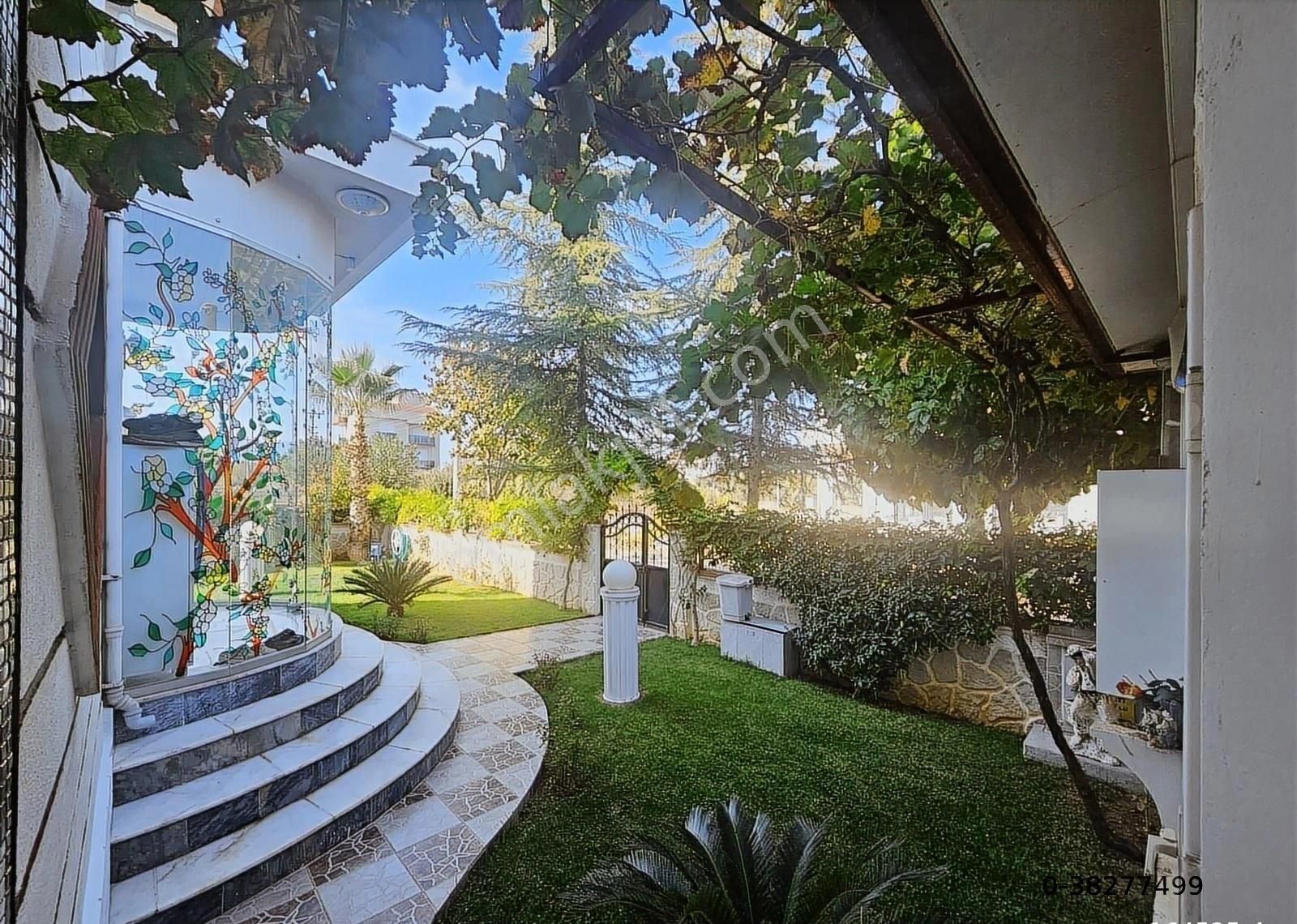 Yeşilbayırın En Gözde Noktasında Satılık Lüks Villa - Görsel 11