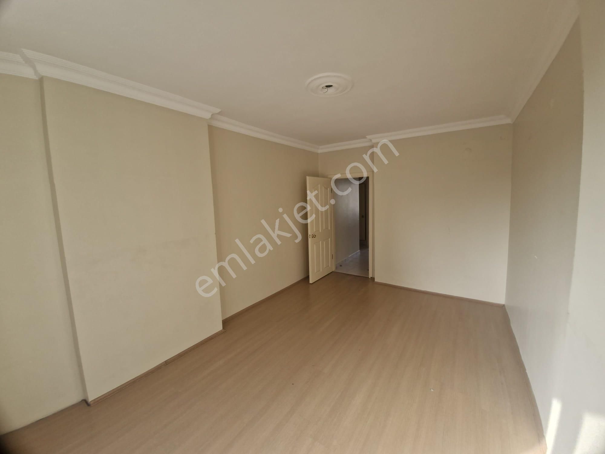 Elfiden Bahçelievlerde Fırsat 3+1 Daire - Görsel 4