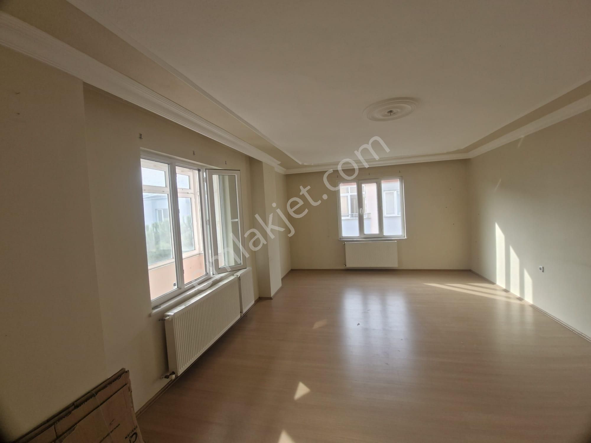 Elfiden Bahçelievlerde Fırsat 3+1 Daire - Görsel 18