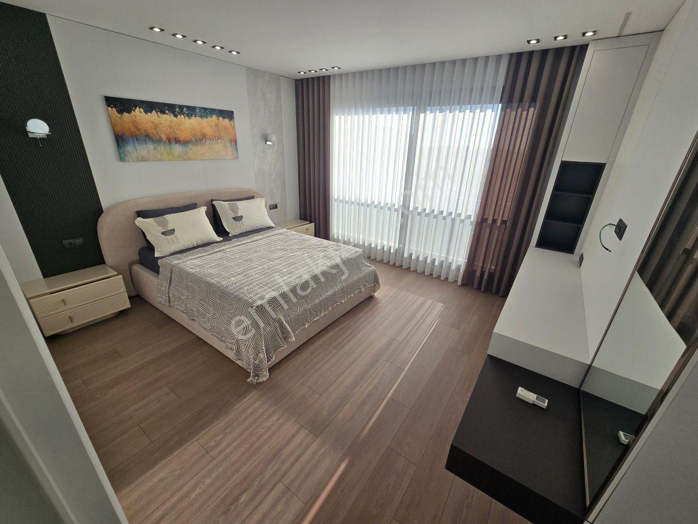 Didim Yeşiltepe Satılık Özel Tasarım Eşyalı 700 M2 Arsa İçinde Satılık Villa - Görsel 9