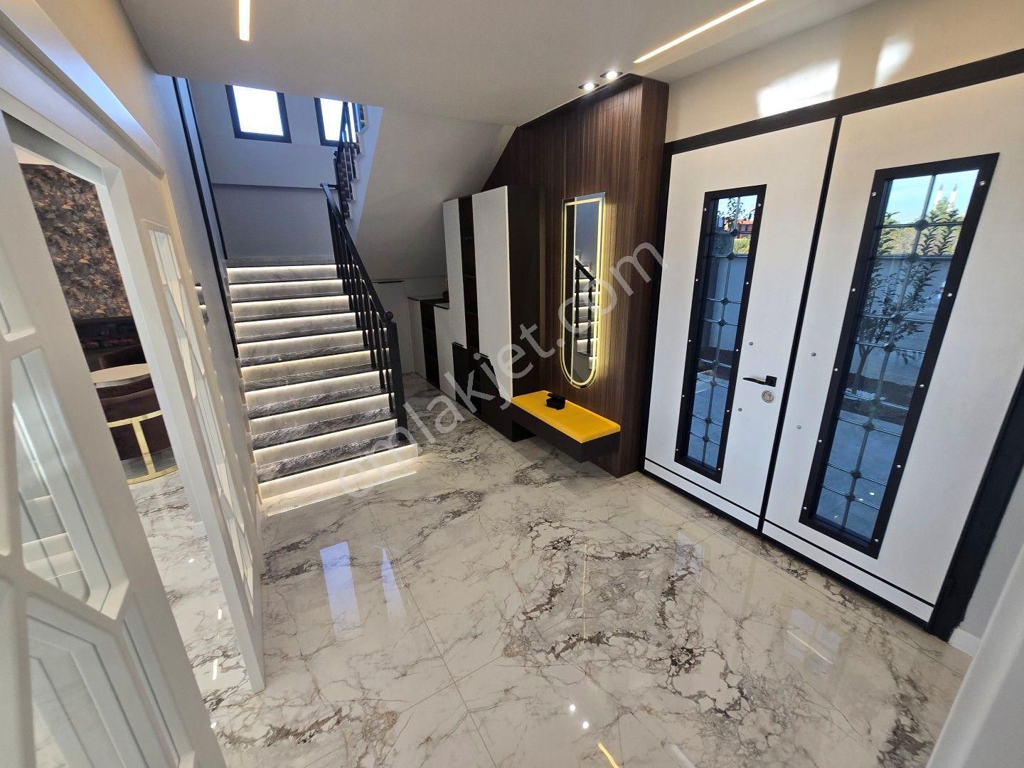 Didim Yeşiltepe Satılık Özel Tasarım Eşyalı 700 M2 Arsa İçinde Satılık Villa - Görsel 14