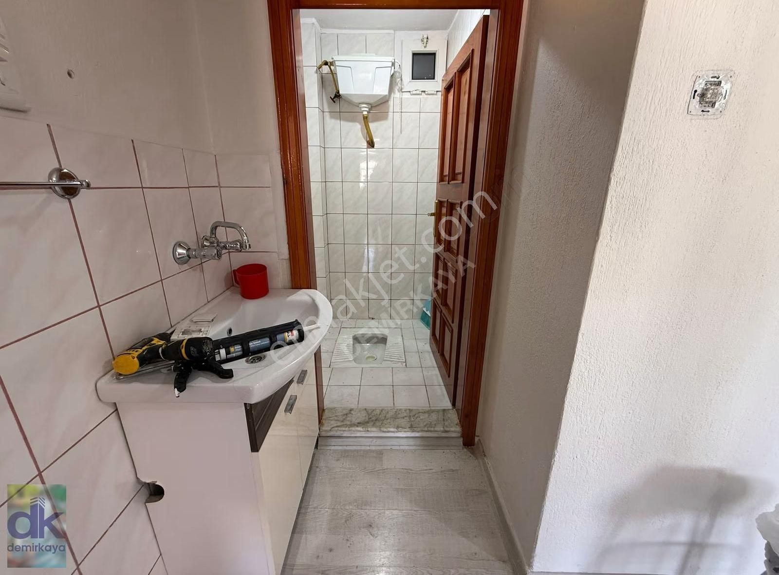 Demirkaya Emlaktan Ertaş Cad. Üstü Kiralık 3+1 - Görsel 5