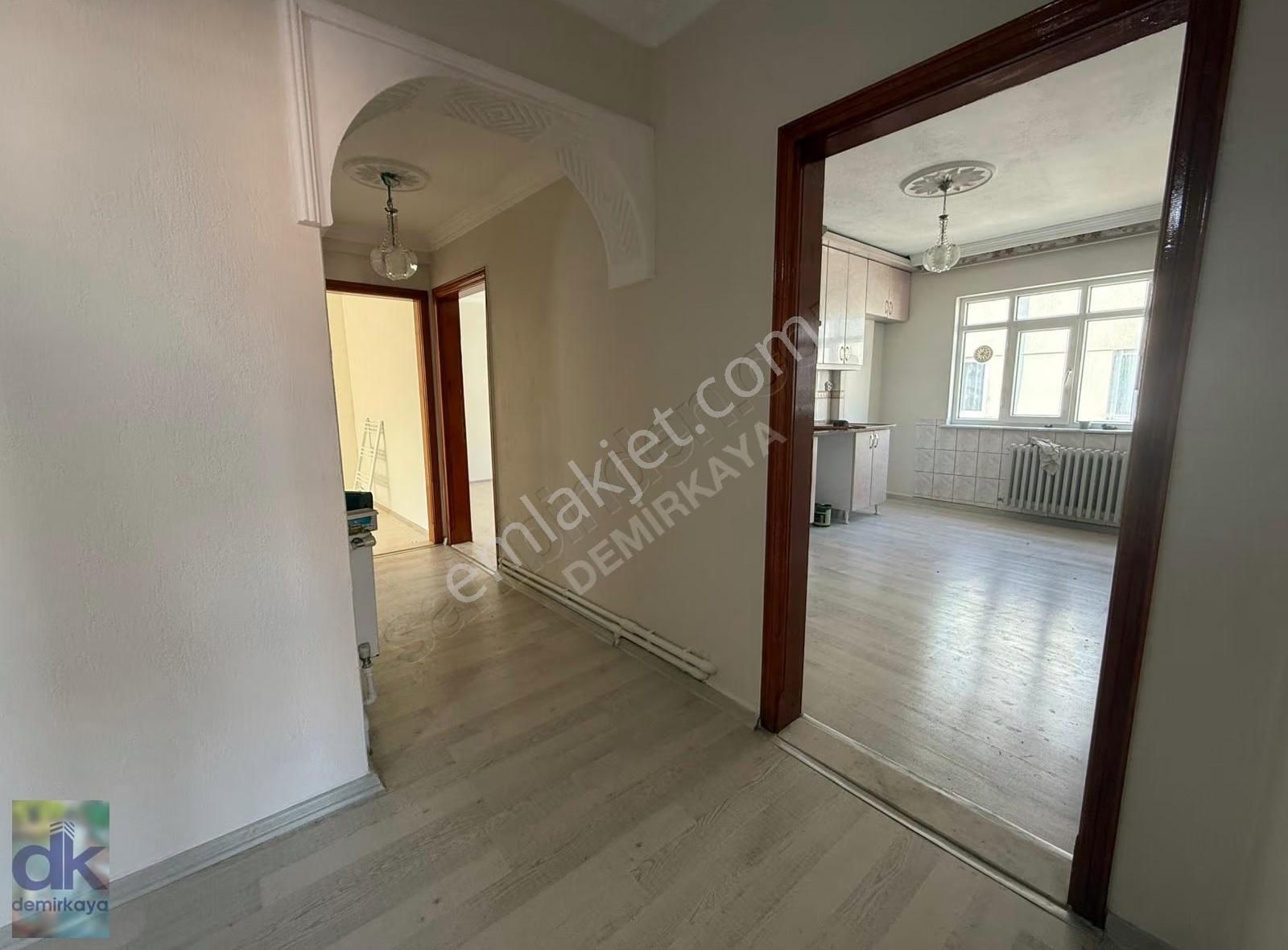 Demirkaya Emlaktan Ertaş Cad. Üstü Kiralık 3+1 - Görsel 15
