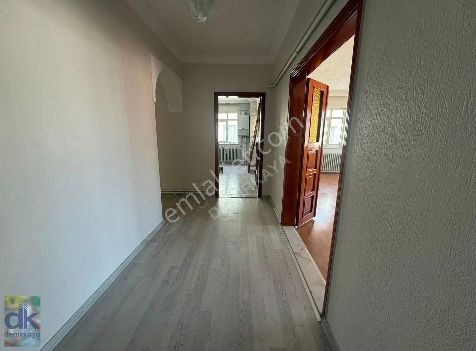 Demirkaya Emlaktan Ertaş Cad. Üstü Kiralık 3+1 - Görsel 21