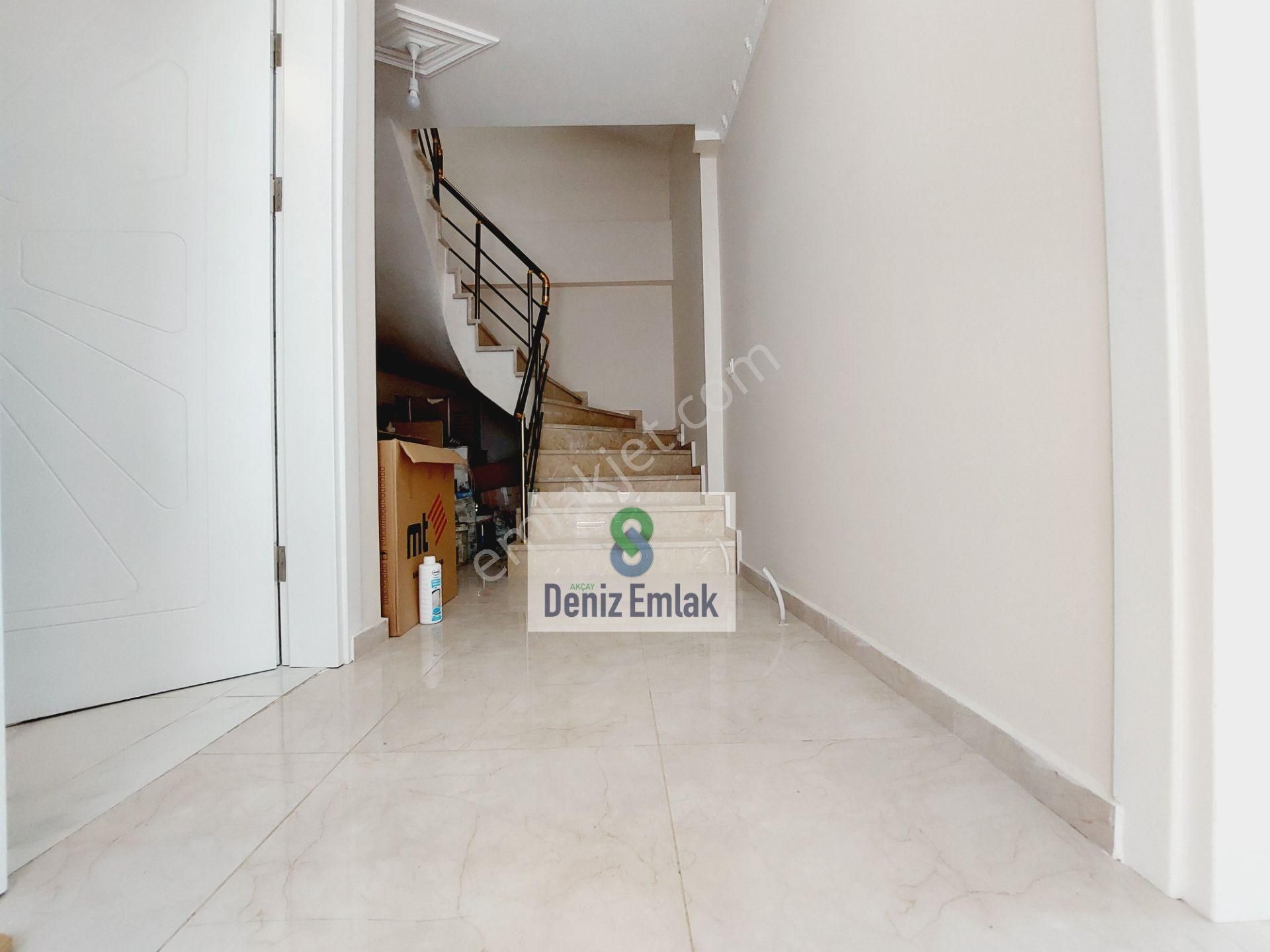 Denizden Gürede Denize 50 M Satılık 3+1 Tam Müstakil Tripleks Villa. - Görsel 24