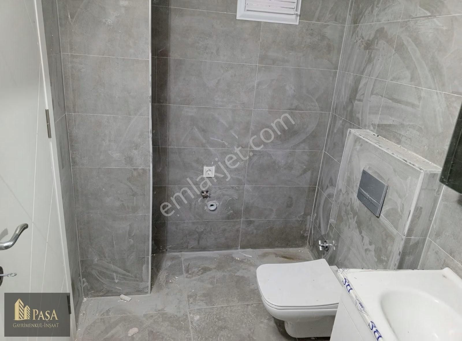 Paşa Gayrimenkul'den Yeşilyurt'ta Full Yapılı Daire - Görsel 3