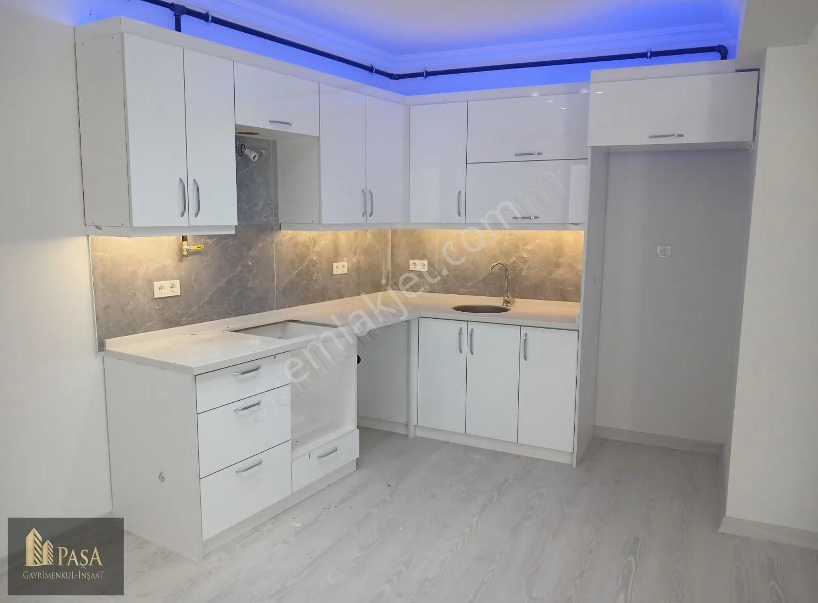 Paşa Gayrimenkul'den Yeşilyurt'ta Full Yapılı Daire - Görsel 6