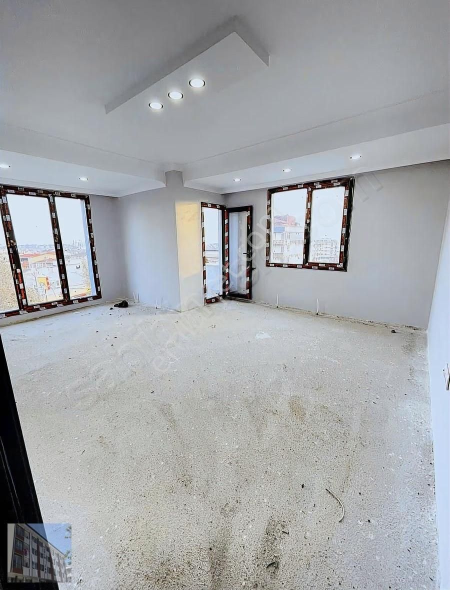 Şahintepede Cadde Üzeri Satılık 2+1 Ön Cephe Sıfır Daire - Görsel 5