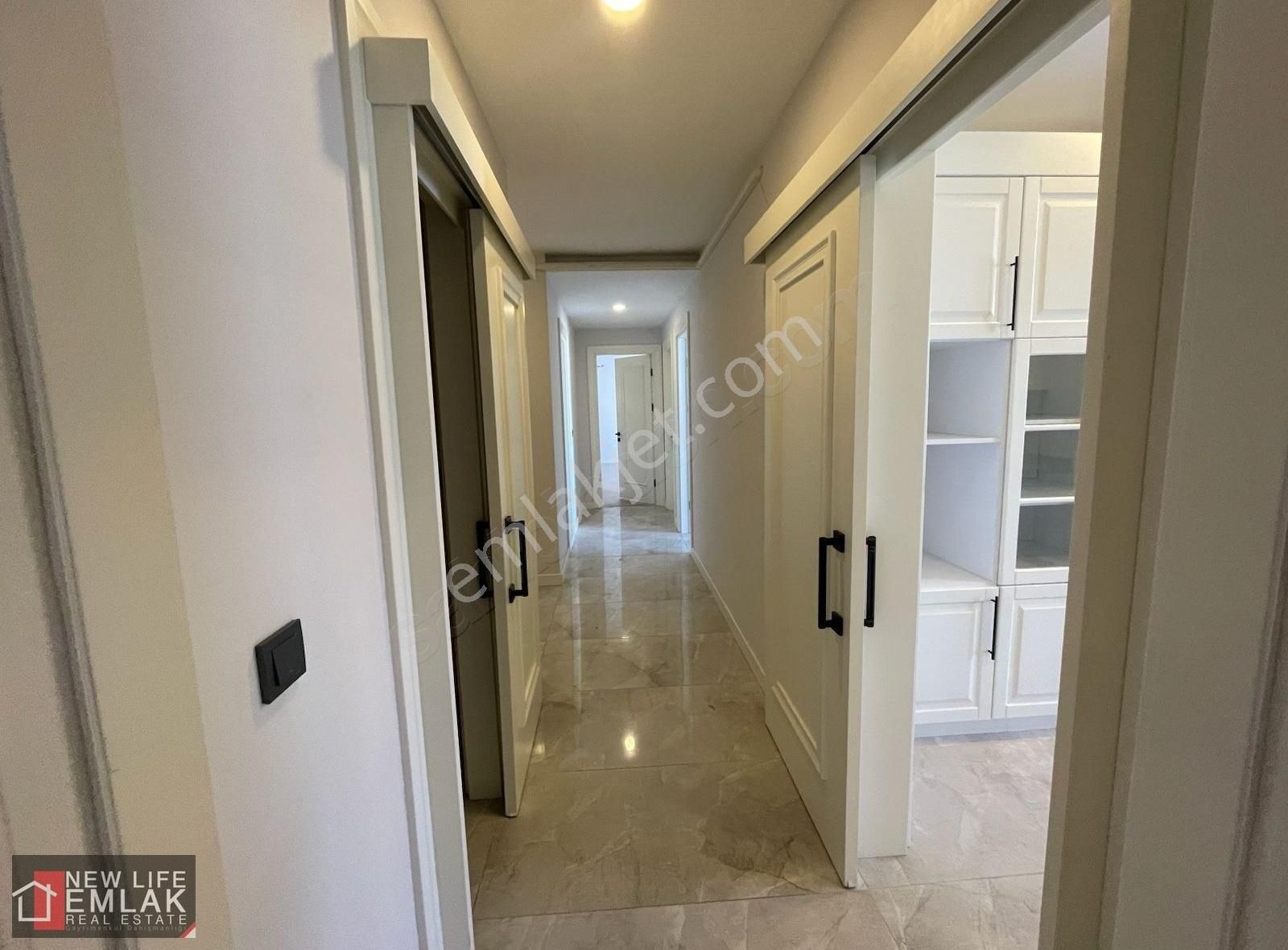 Kuşadası İkiçeşmelikte Kapalı Mutfak 3+1 Daire - Görsel 26