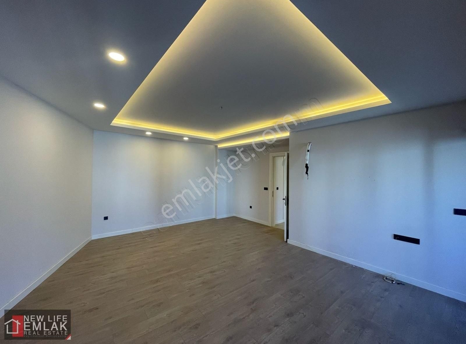 Kuşadası İkiçeşmelikte Kapalı Mutfak 3+1 Daire - Görsel 6